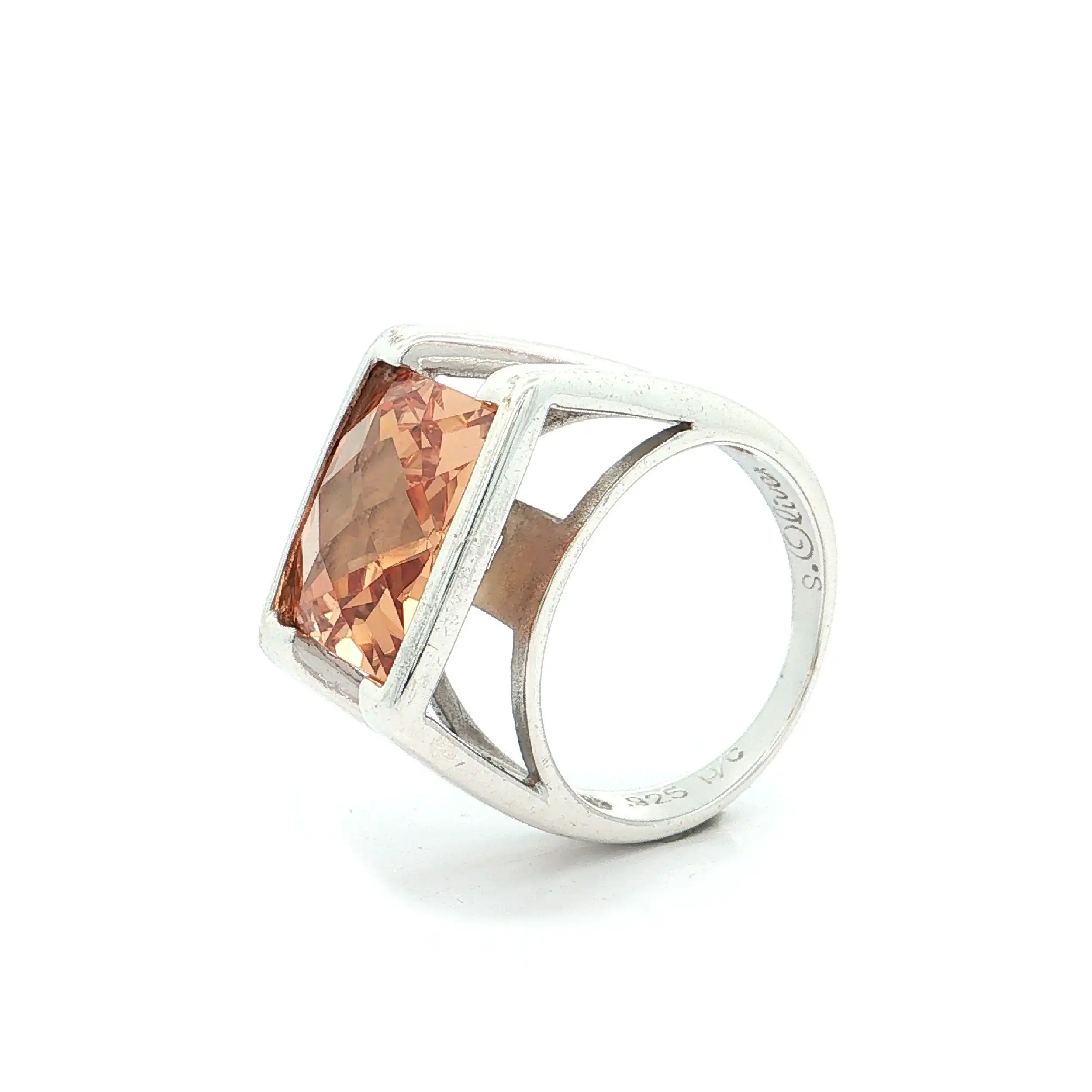 Ring Silber mit orangenem Farbstein
