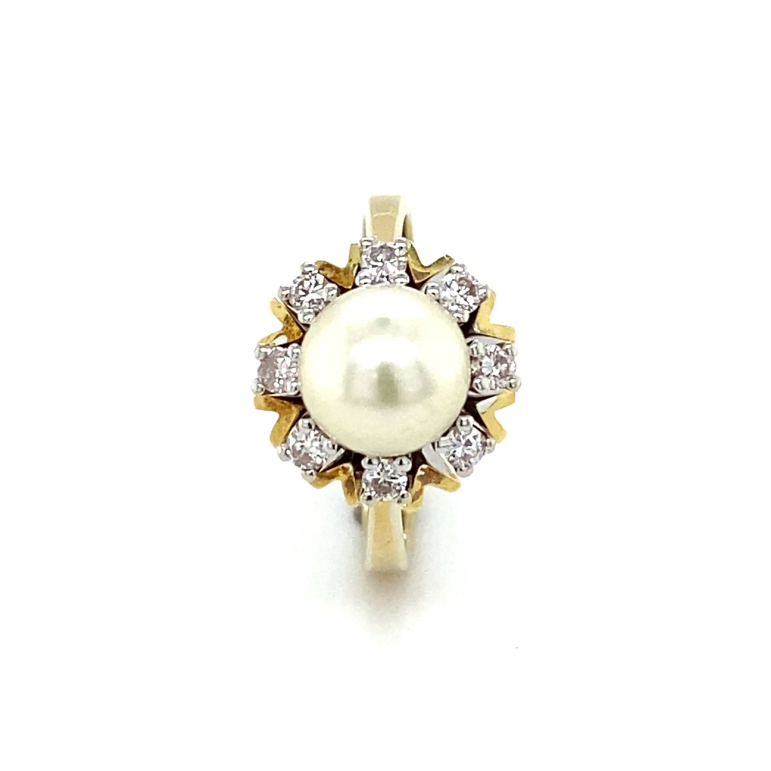 Ring Gelbgold mit Perle und Brilanten, graviert mit 0,32ct Ring Gelbgold mit Perle und Brilanten, graviert mit 0,32ct