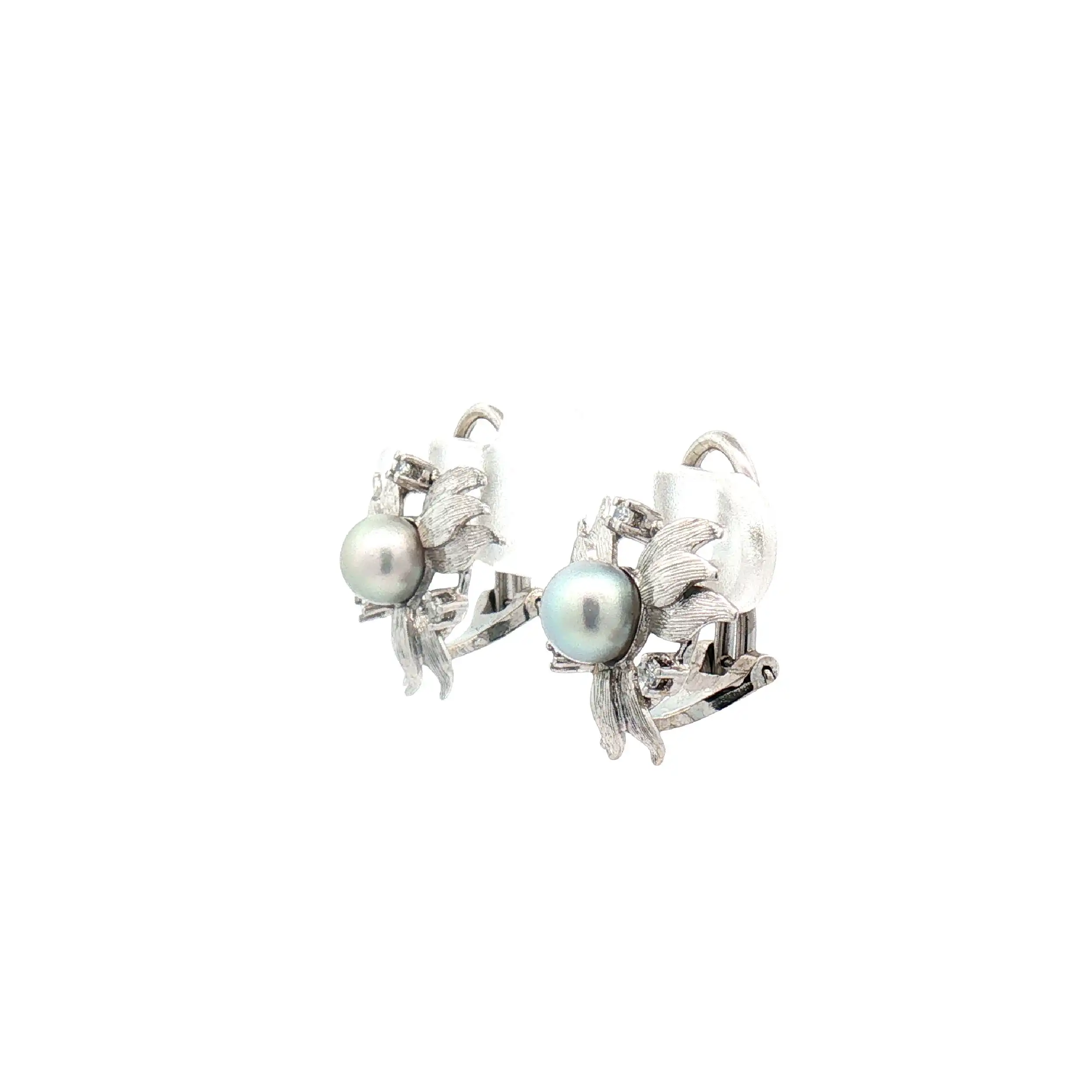 Ohrclips Weißgold mit Perle und Diamanten Ohrclips Weißgold mit Perle und Diamanten