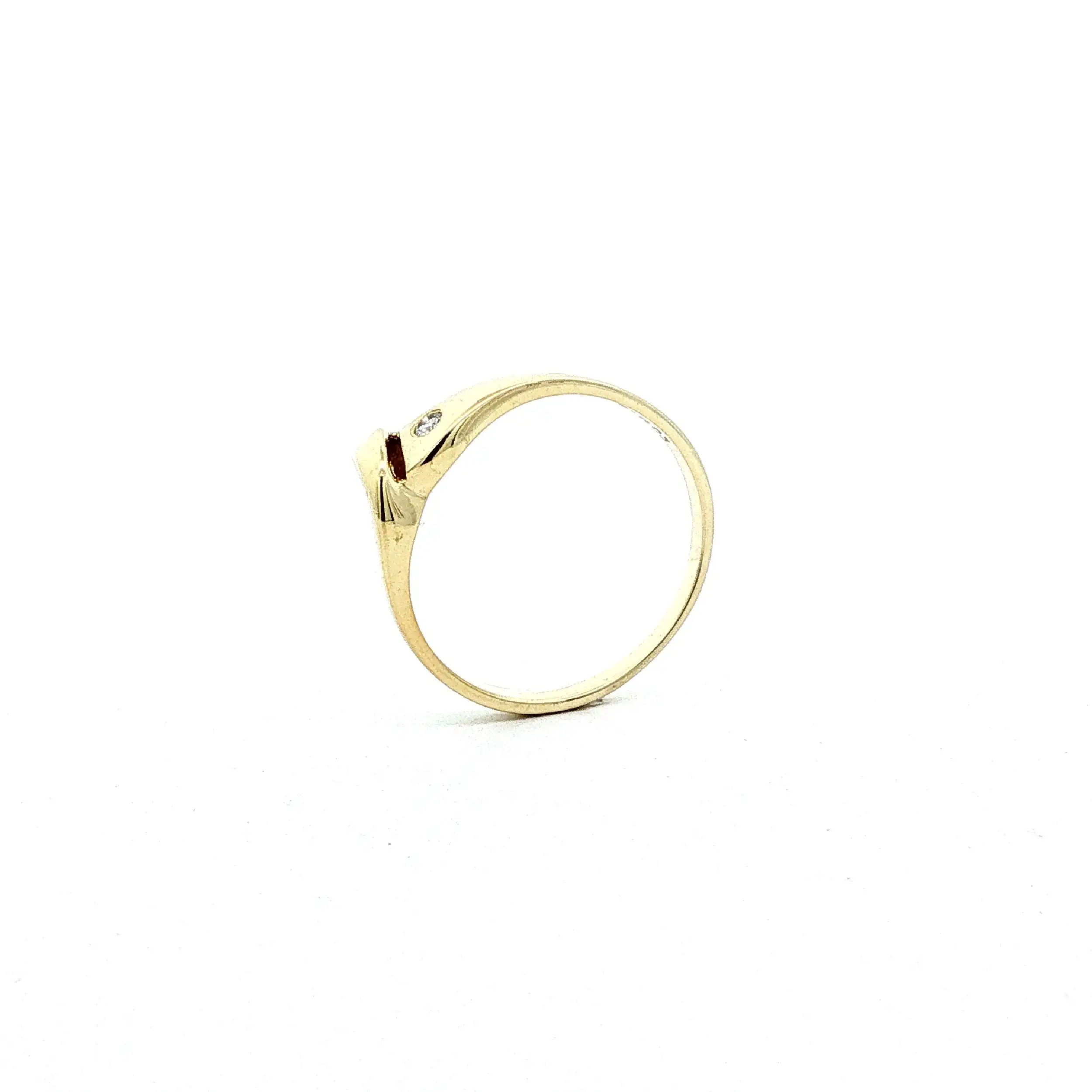 Ring Gelbgold mit Brillant, graviert mit 0,03ct.