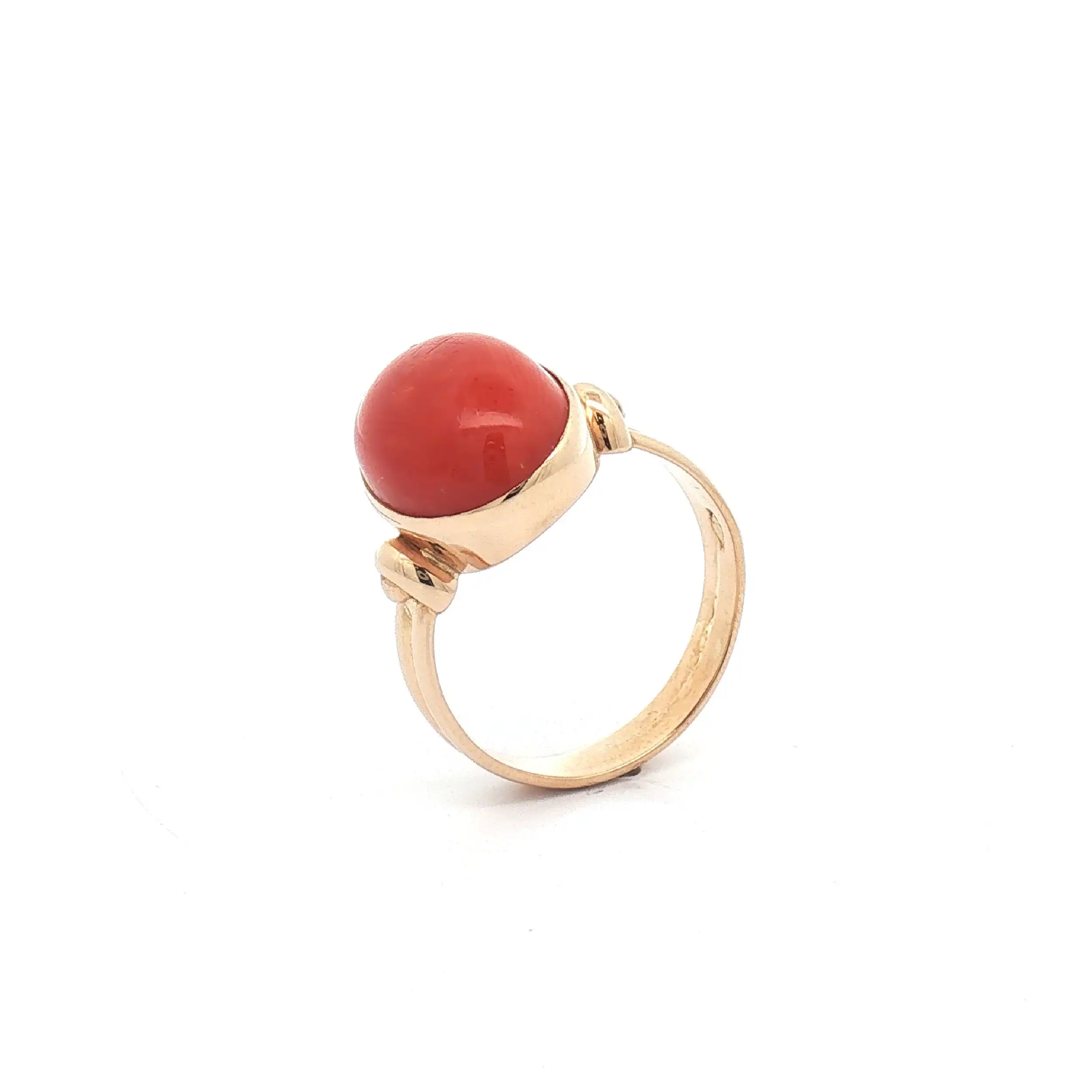 Ring Gelbgold mit Karneol Cabochon