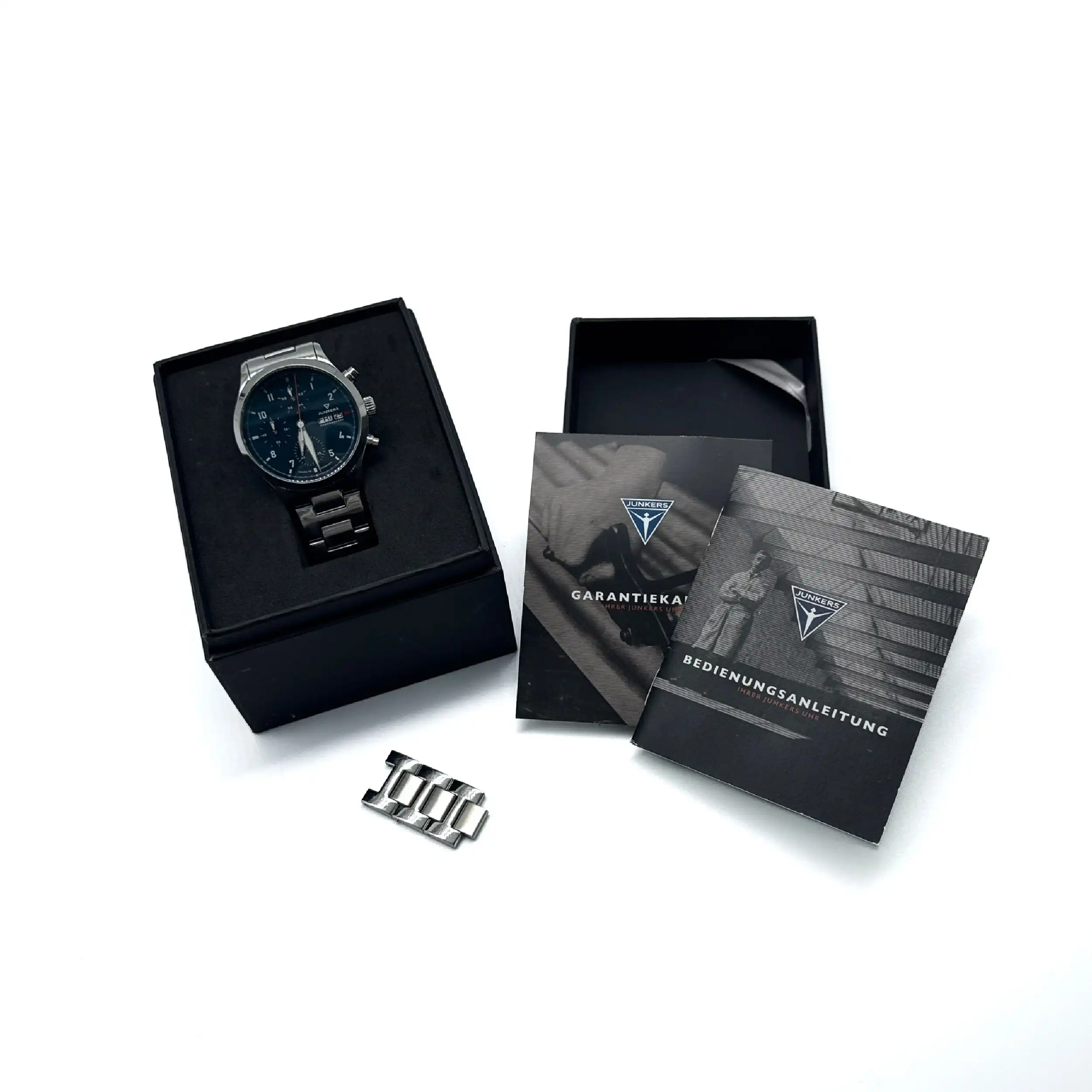 Herrenuhr Junkers Cockpit Analog Quarz Chronograph Flieger Uhr
