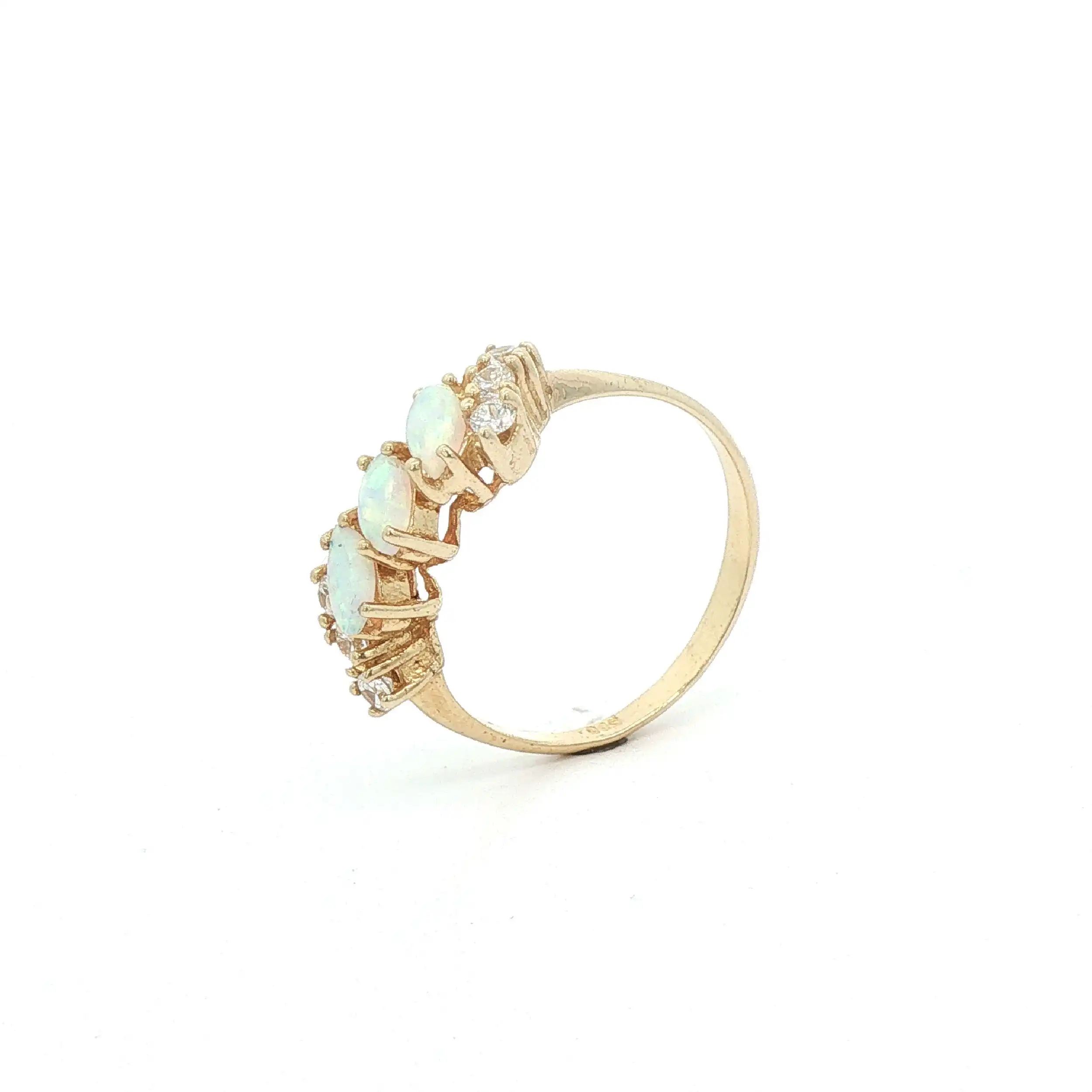 Ring Gelbgold mit Opal und Zirkonia