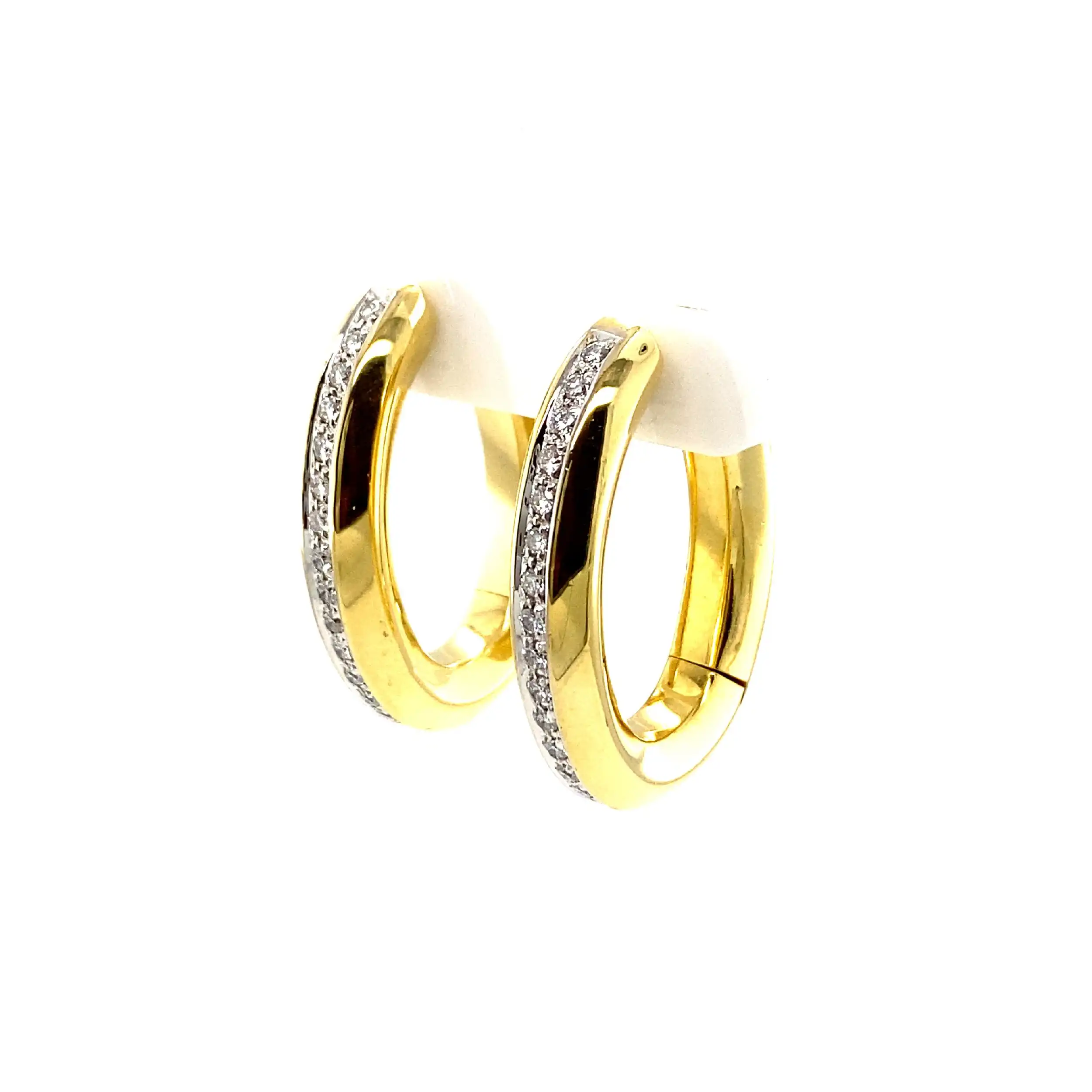 P. Creolen Gelbgold mit Brillanten