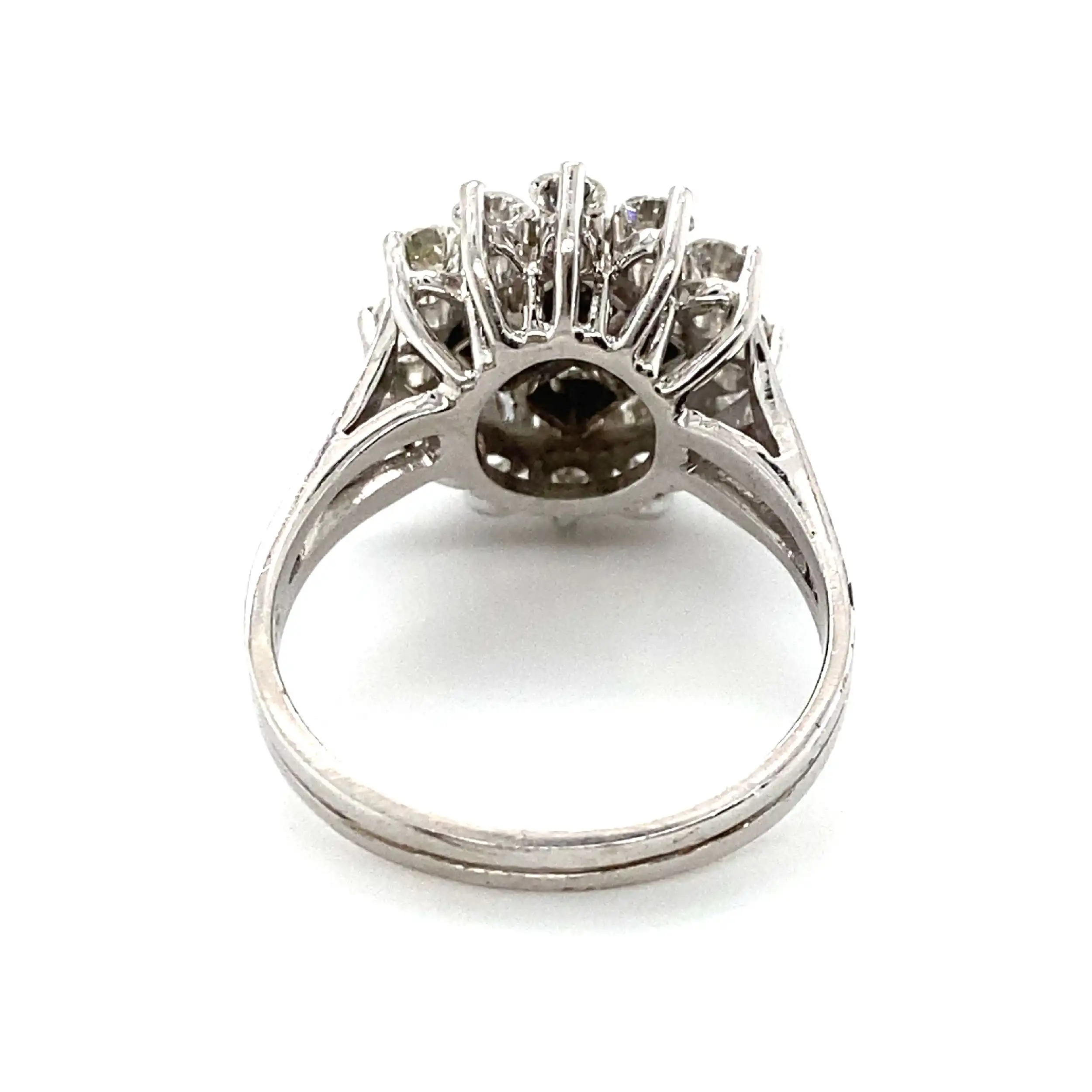 Ring Weißgold mit Brillanten Ring Weißgold mit Brillanten