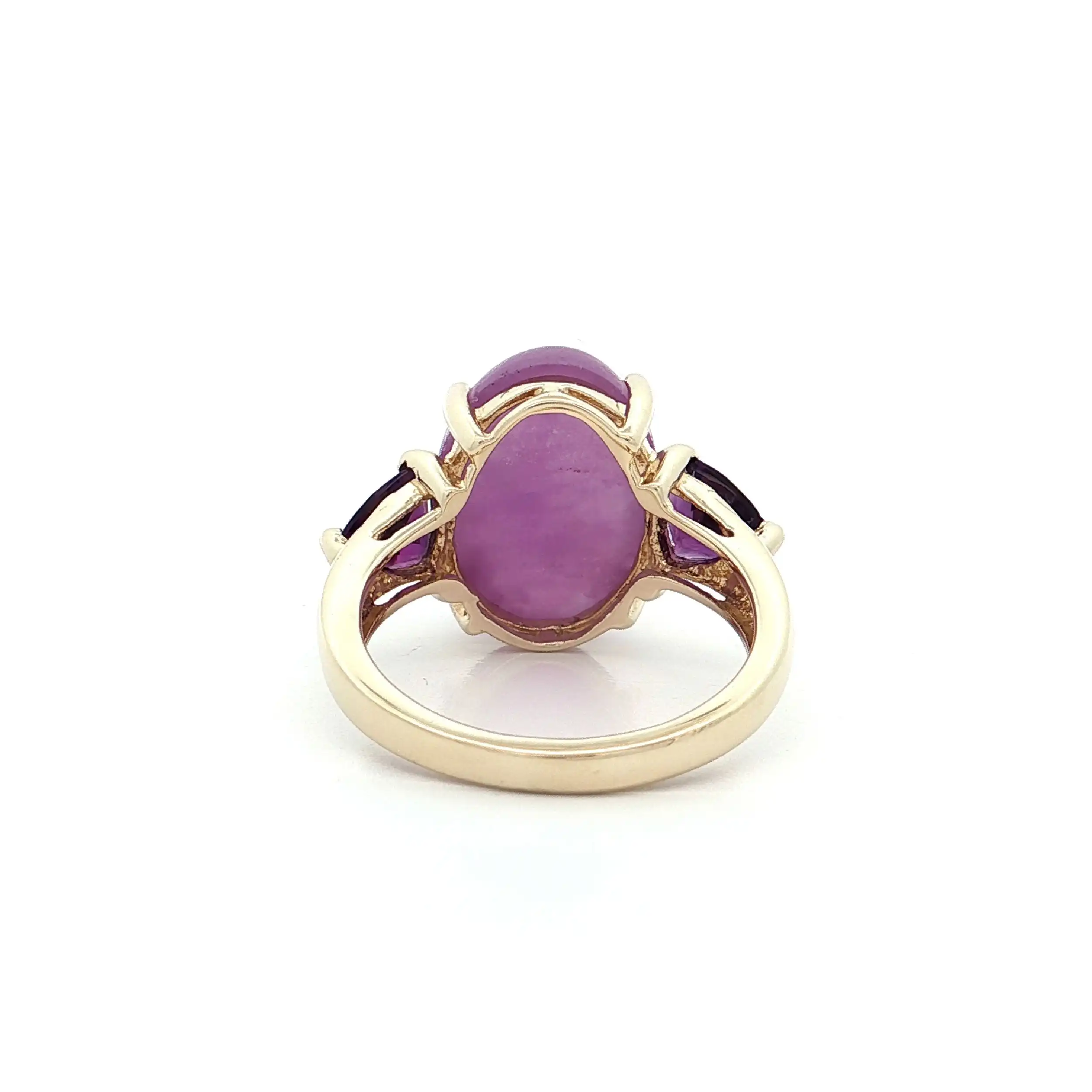 Ring Gelbgold mit lila Jade Cabochon und Amethyst Ring Gelbgold mit lila Jade Cabochon und Amethyst