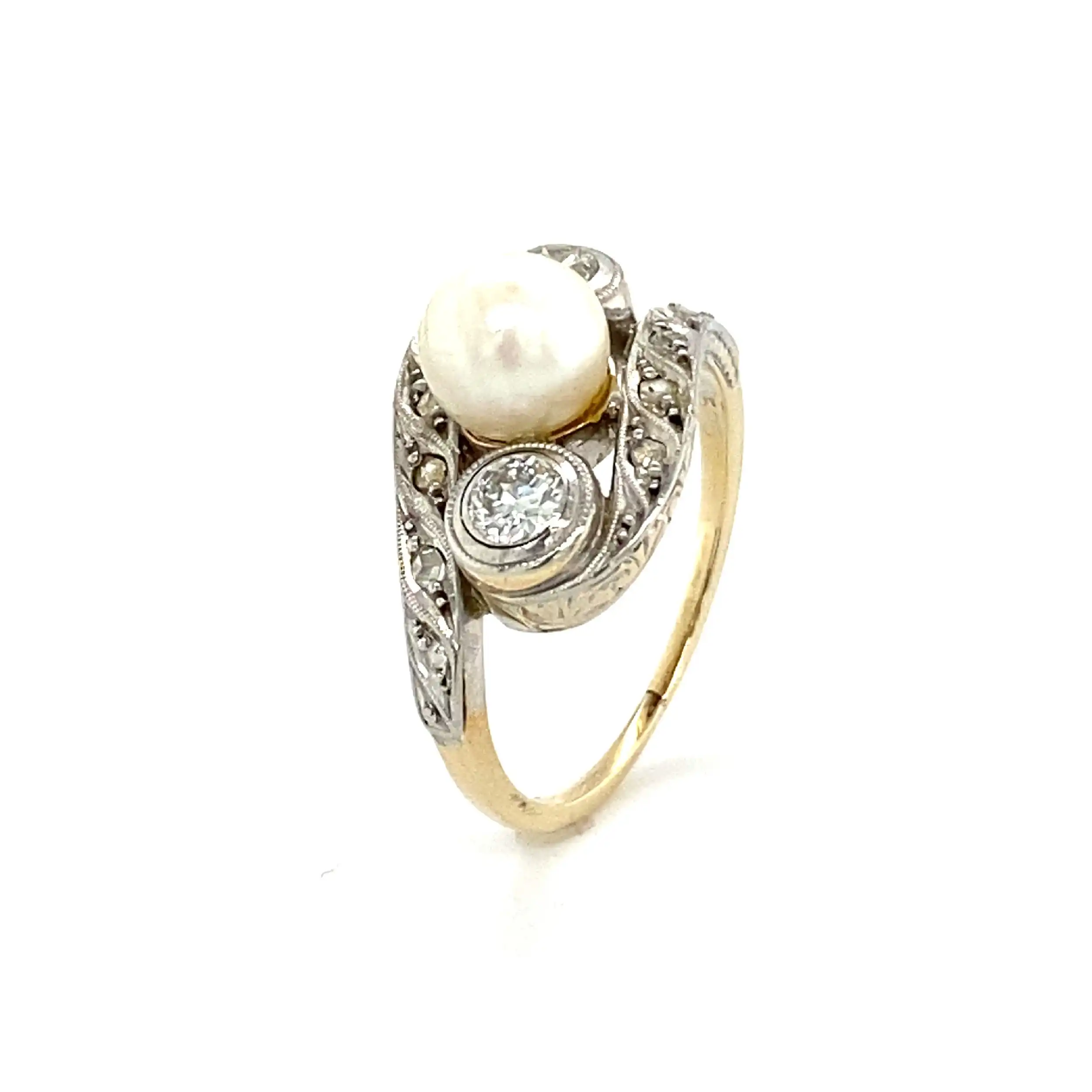 Ring Bicolor mit Perle, Altschliff-Brillanten & Diamantrosen 