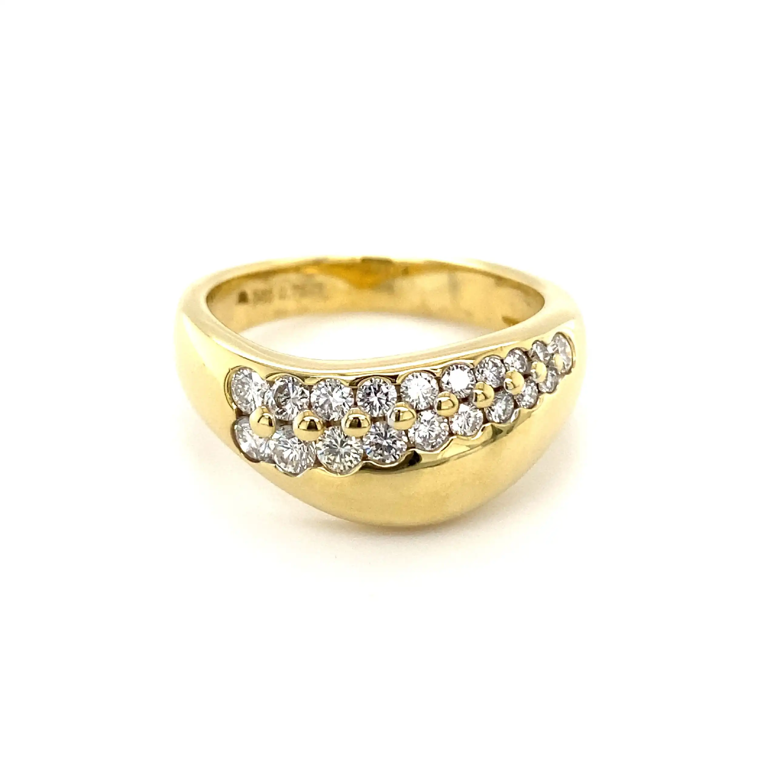 Ring Gelbgold mit Brillanten, graviert mit 0,75ct. Ring Gelbgold mit Brillanten, graviert mit 0,75ct.