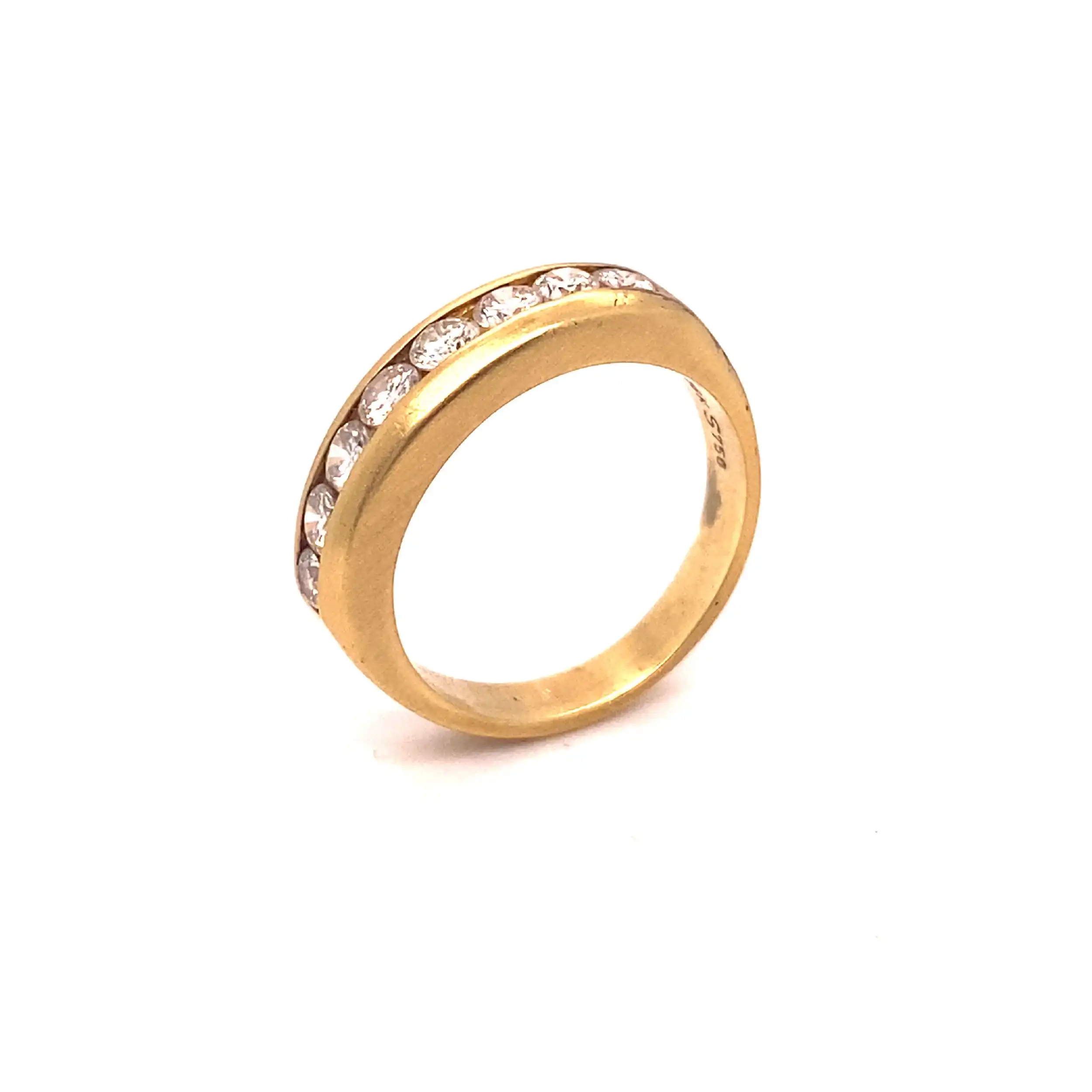 Ring Gelbgold mit Brillanten, mattiert Ring Gelbgold mit Brillanten, mattiert
