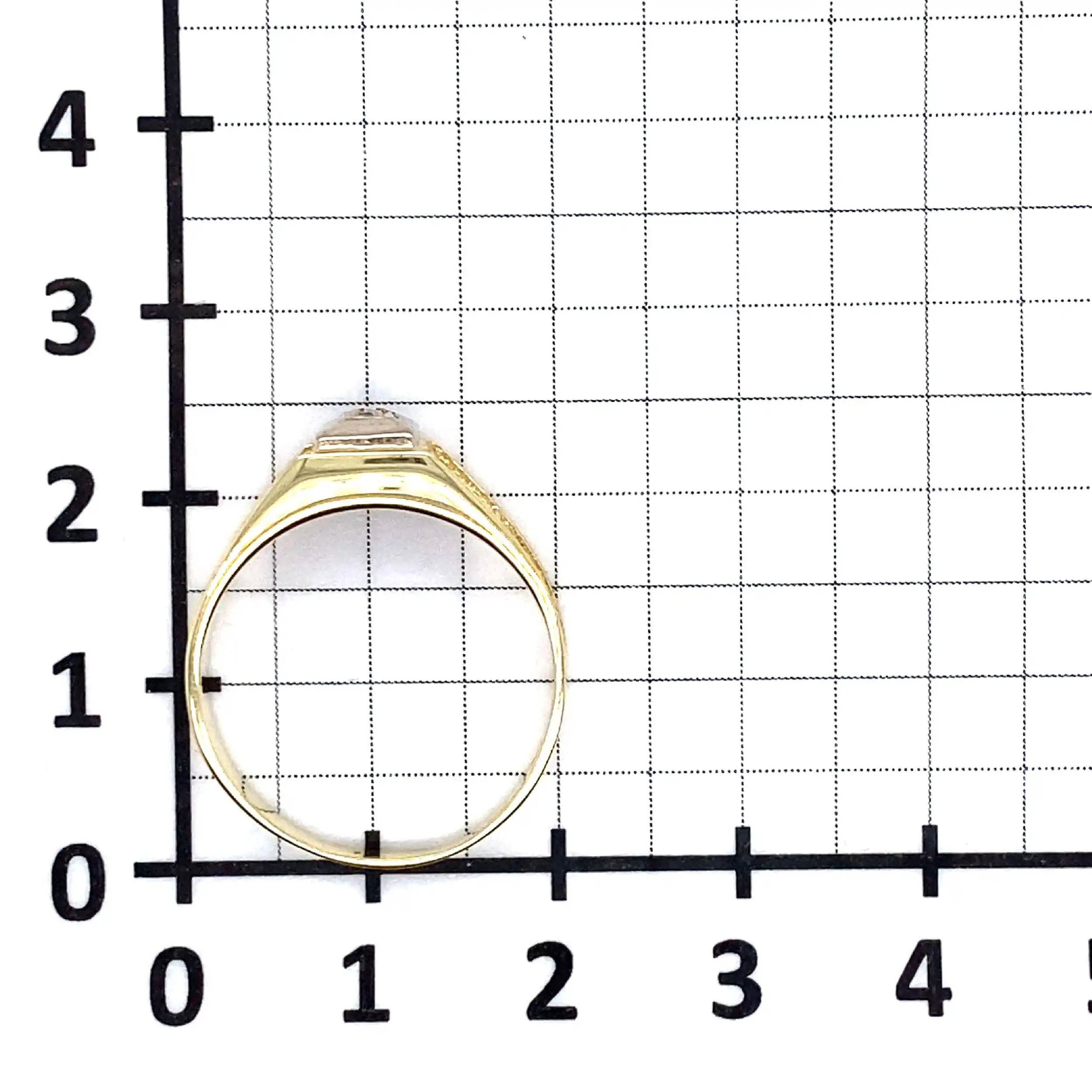 Ring Gelbgold mit Brillant, graviert mit 0,015ct Ring Gelbgold mit Brillant, graviert mit 0,015ct