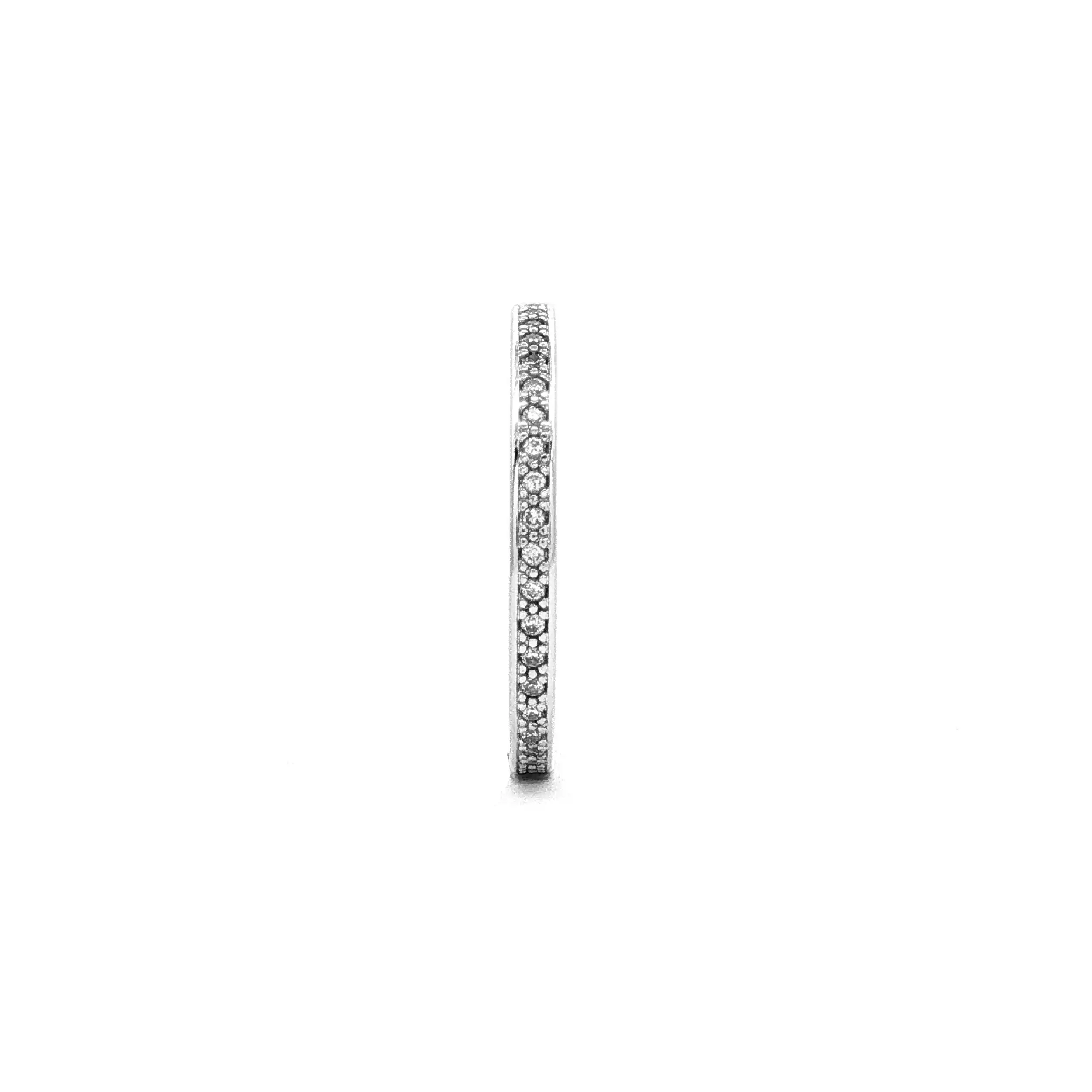 Memorie Ring Weißgold Christ mit Brillanten