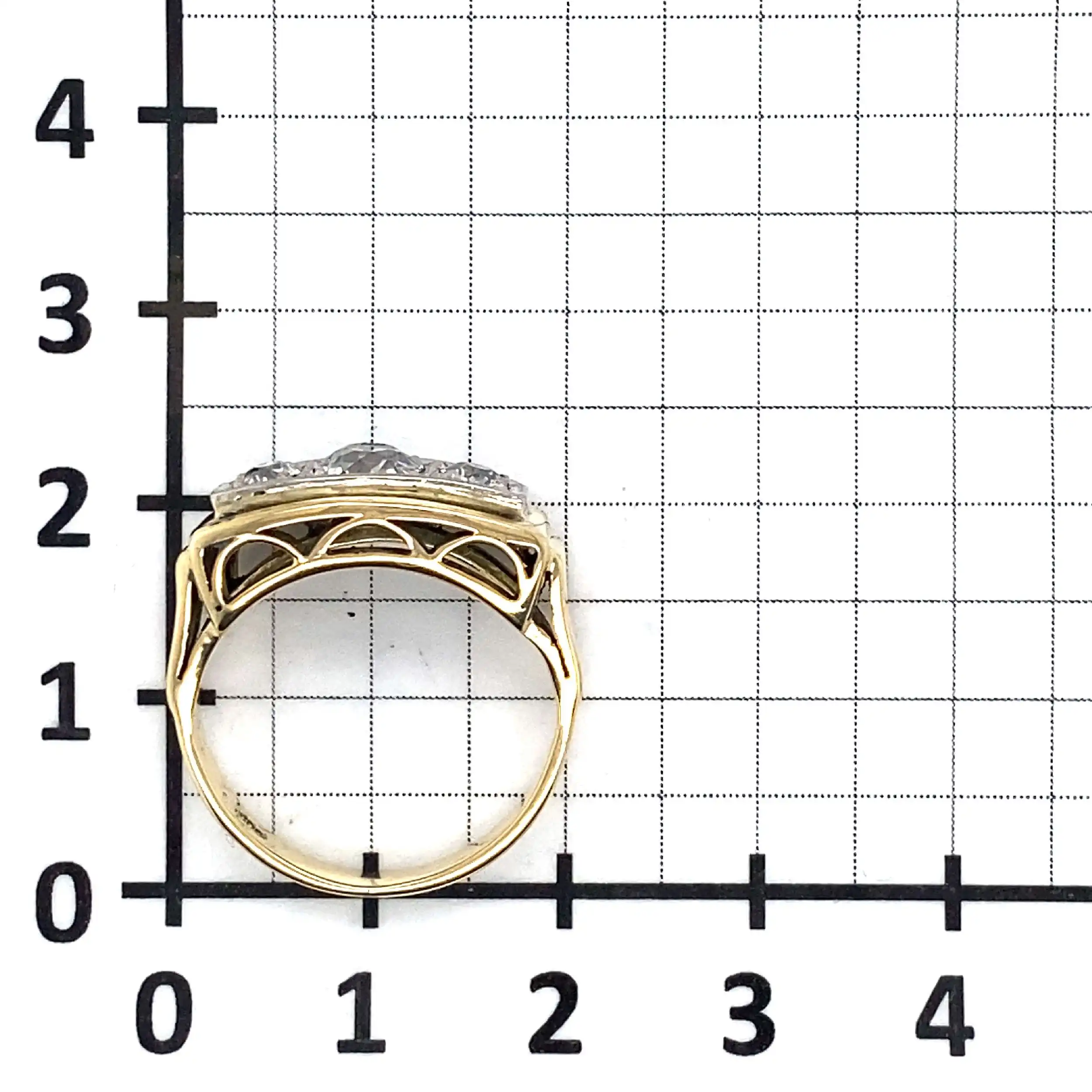 Ring Bicolor mit 3 Altschliff Diamanten Ring Bicolor mit 3 Altschliff Diamanten