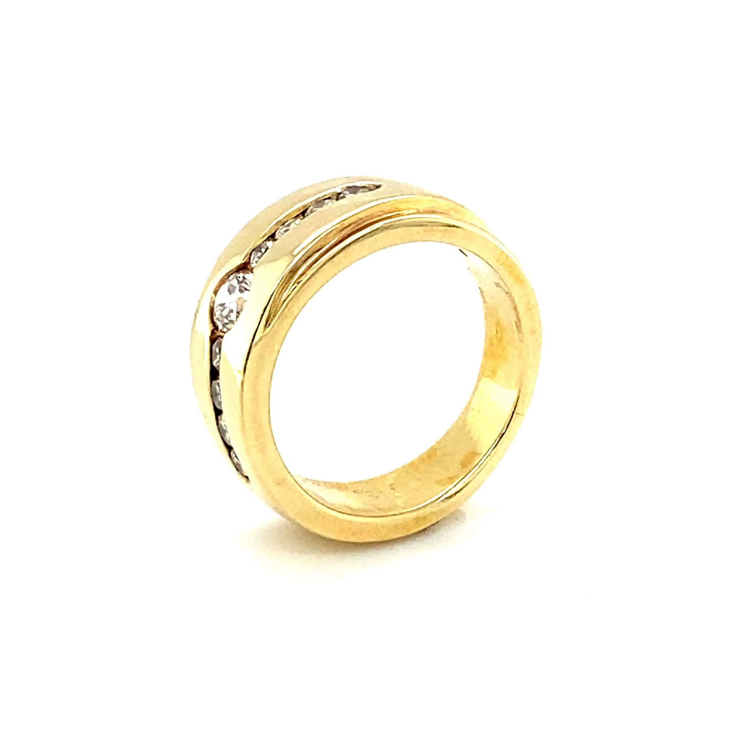 Ring Gelbgold mit Brillanten mit 0,44 graviert Ring Gelbgold mit Brillanten mit 0,44 graviert