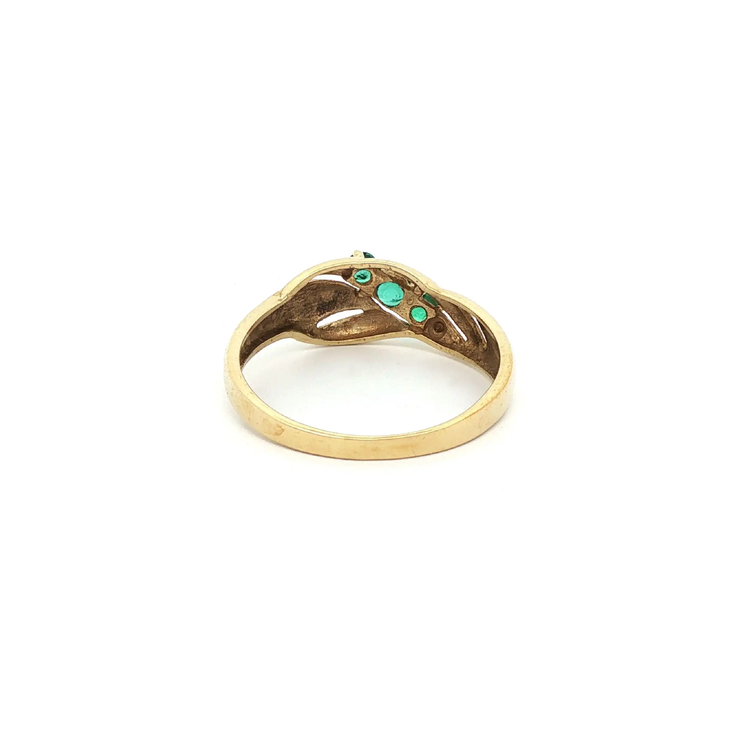 Ring Gelbgold mit grünem Farbsteinen