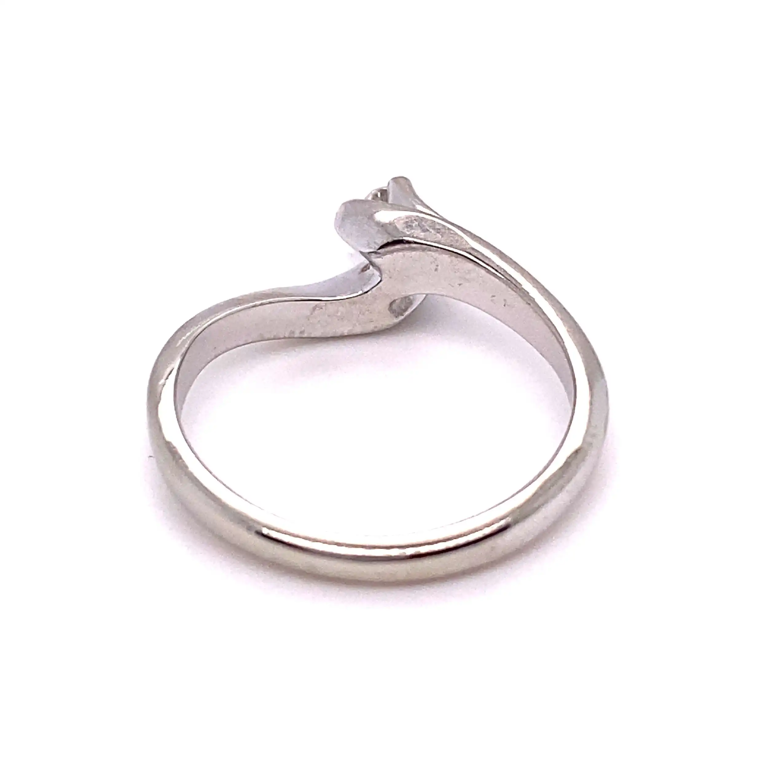 Ring Weißgold mit Brillant Ring Weißgold mit Brillant