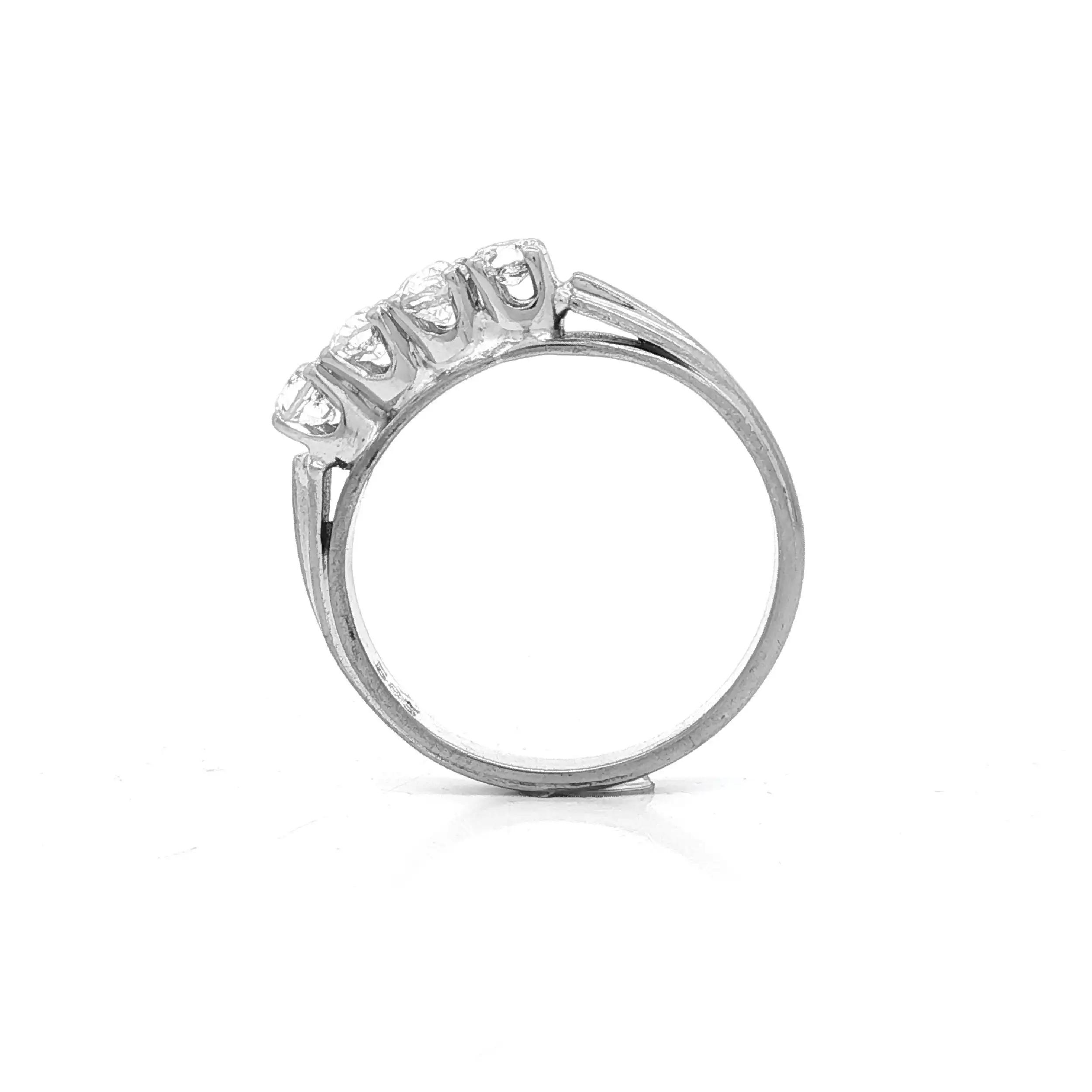Ring Weißgold mit Altschliff Brillanten Ring Weißgold mit Altschliff Brillanten