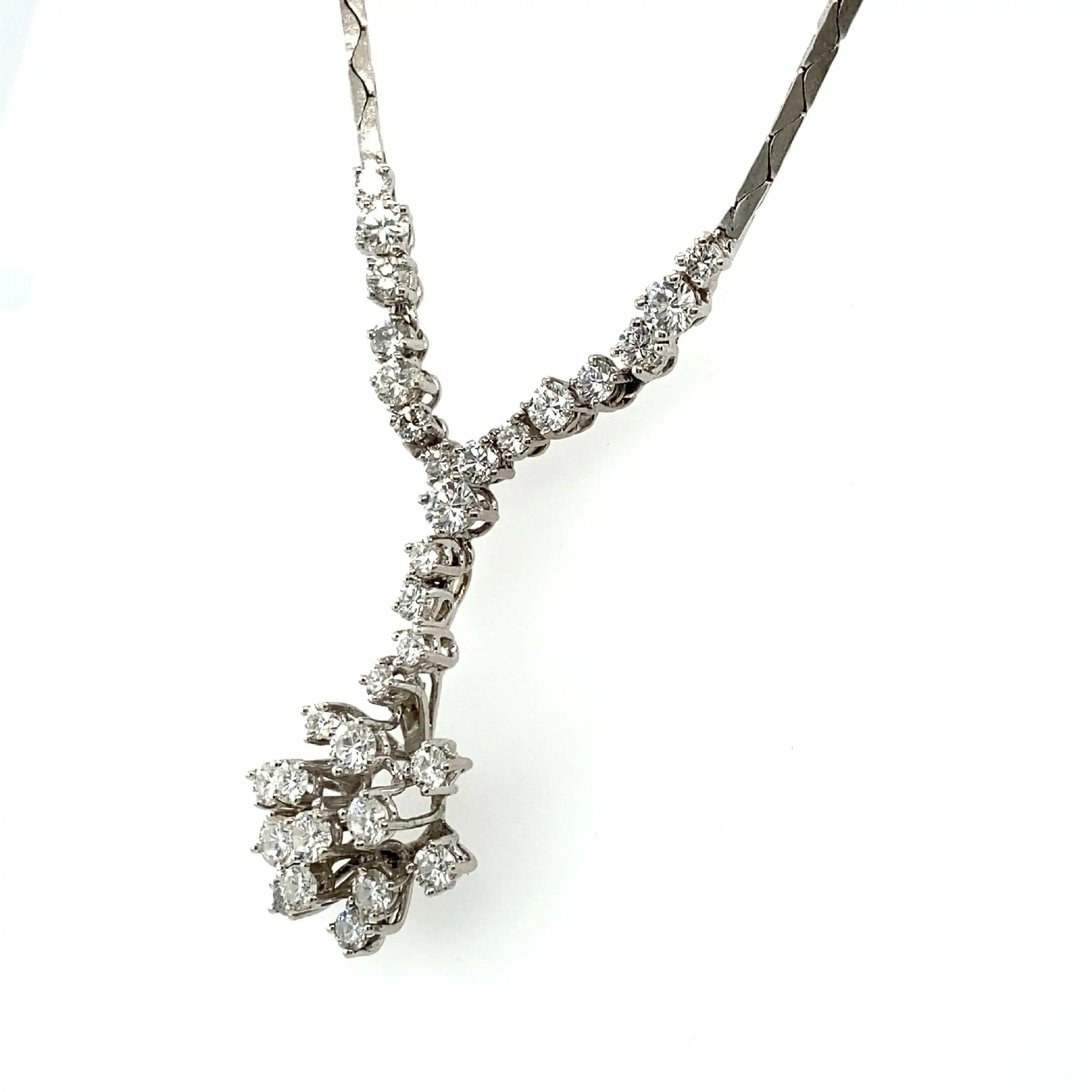Collier Weißgold mit Brillanten Collier Weißgold mit Brillanten