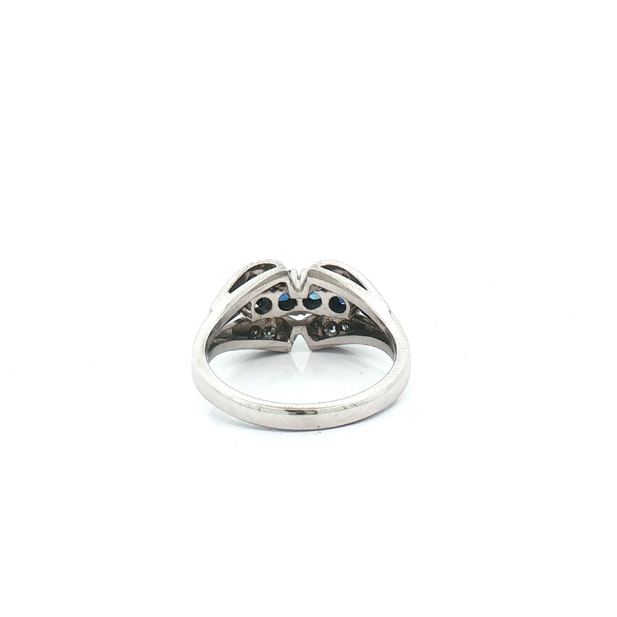 Ring Weißgold mit Saphir und Diamanten