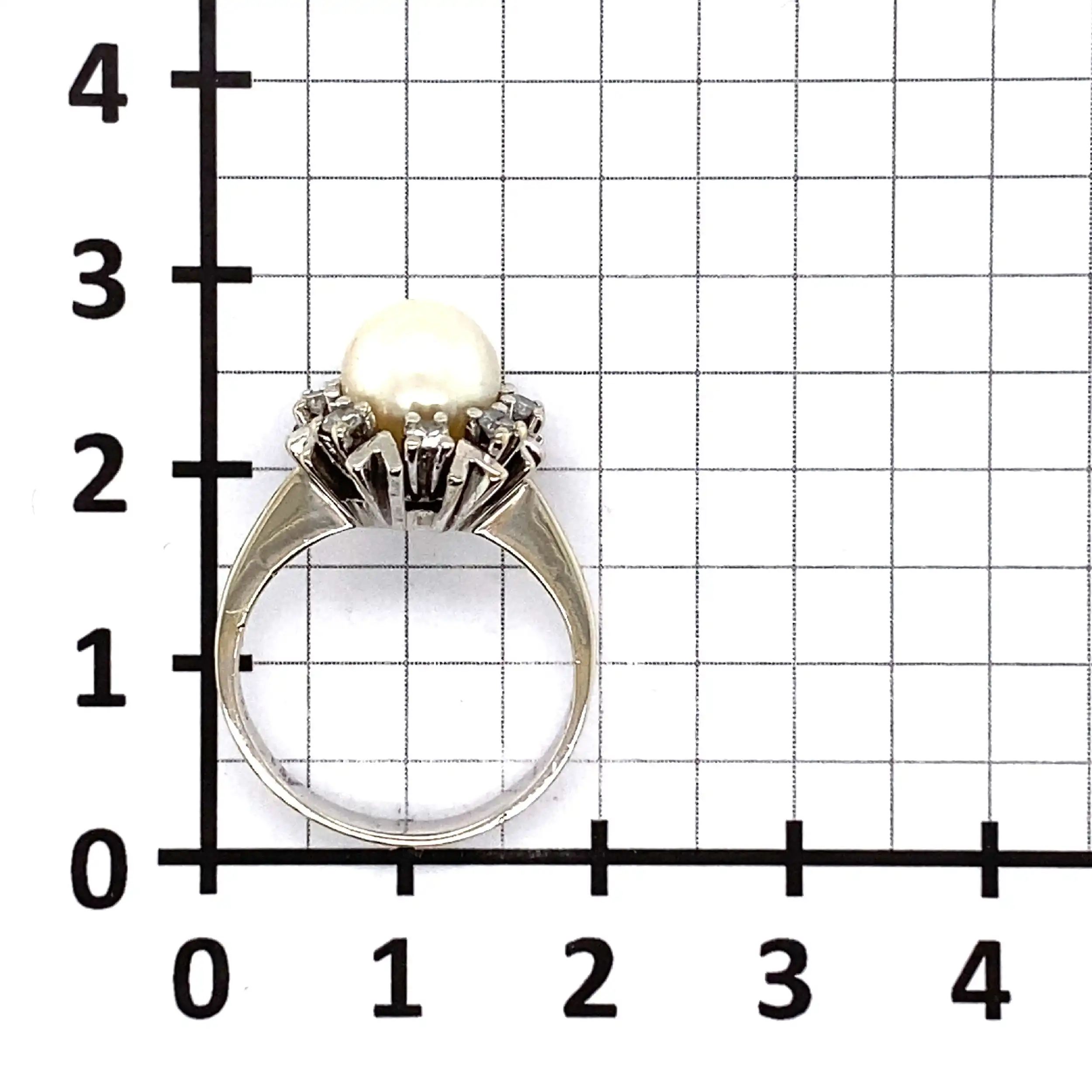 Ring Weißgold mit Perle & Diamanten, graviert mit 0,25ct.
