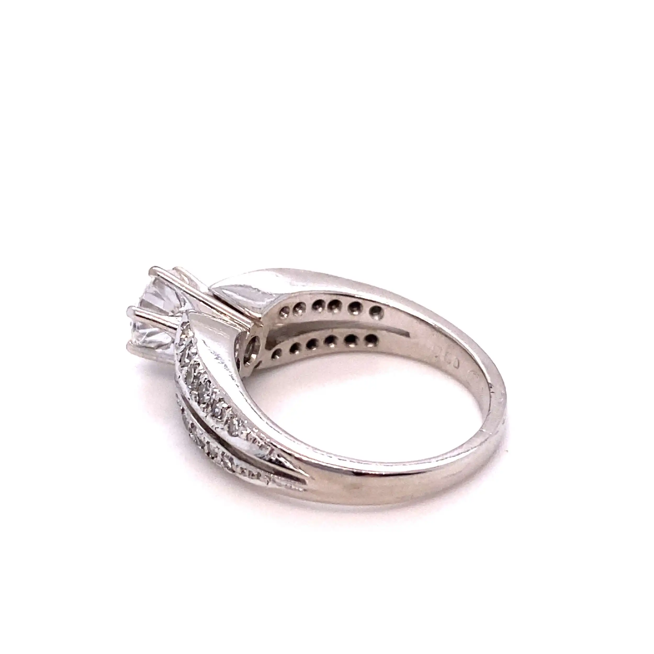 Ring Weißgold mit Brillanten Ring Weißgold mit Brillanten