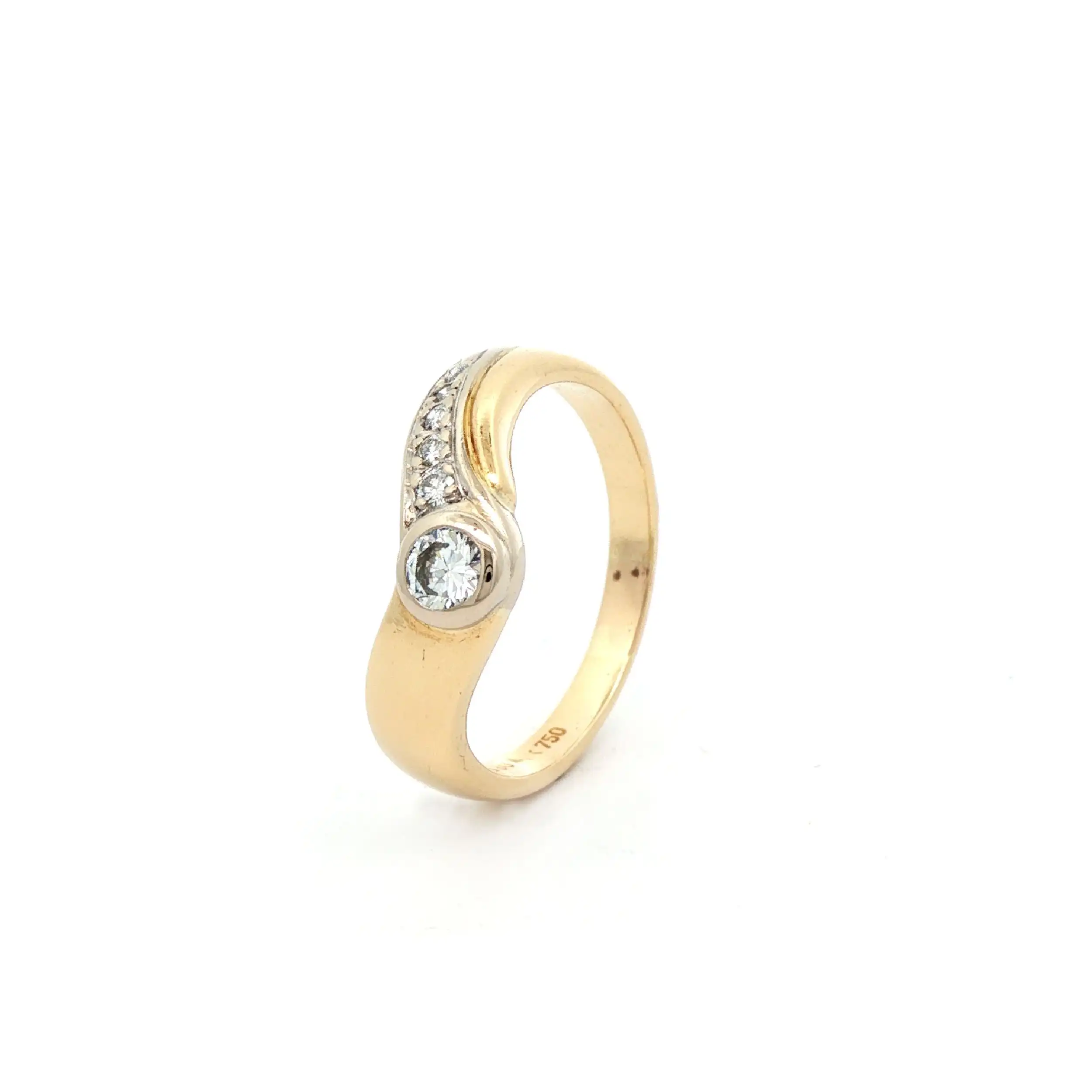 Ring Gelbgold mit Brillanten Ring Gelbgold mit Brillanten