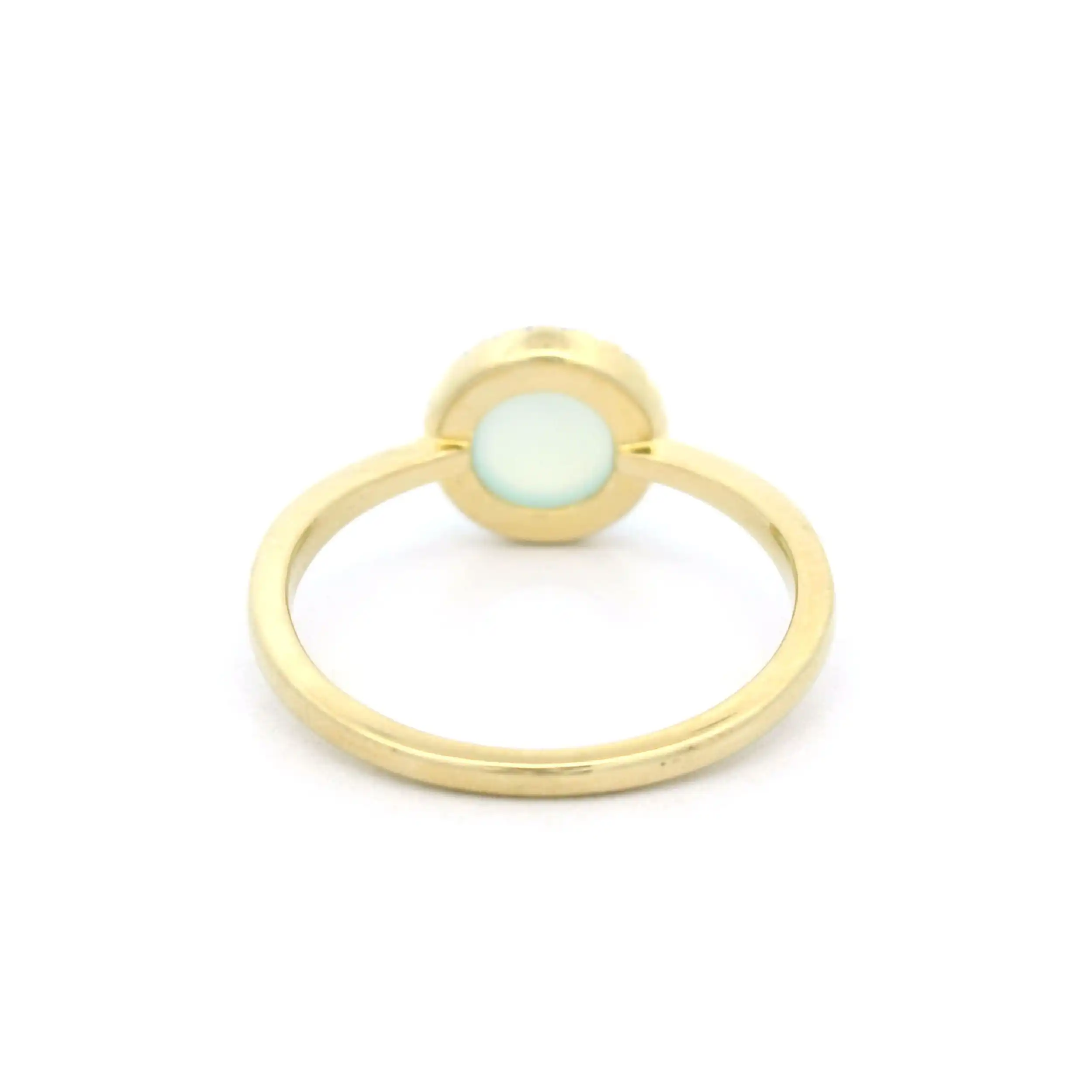 Ring Gelbgold mit Chalcedon Cabochon und Brillanten