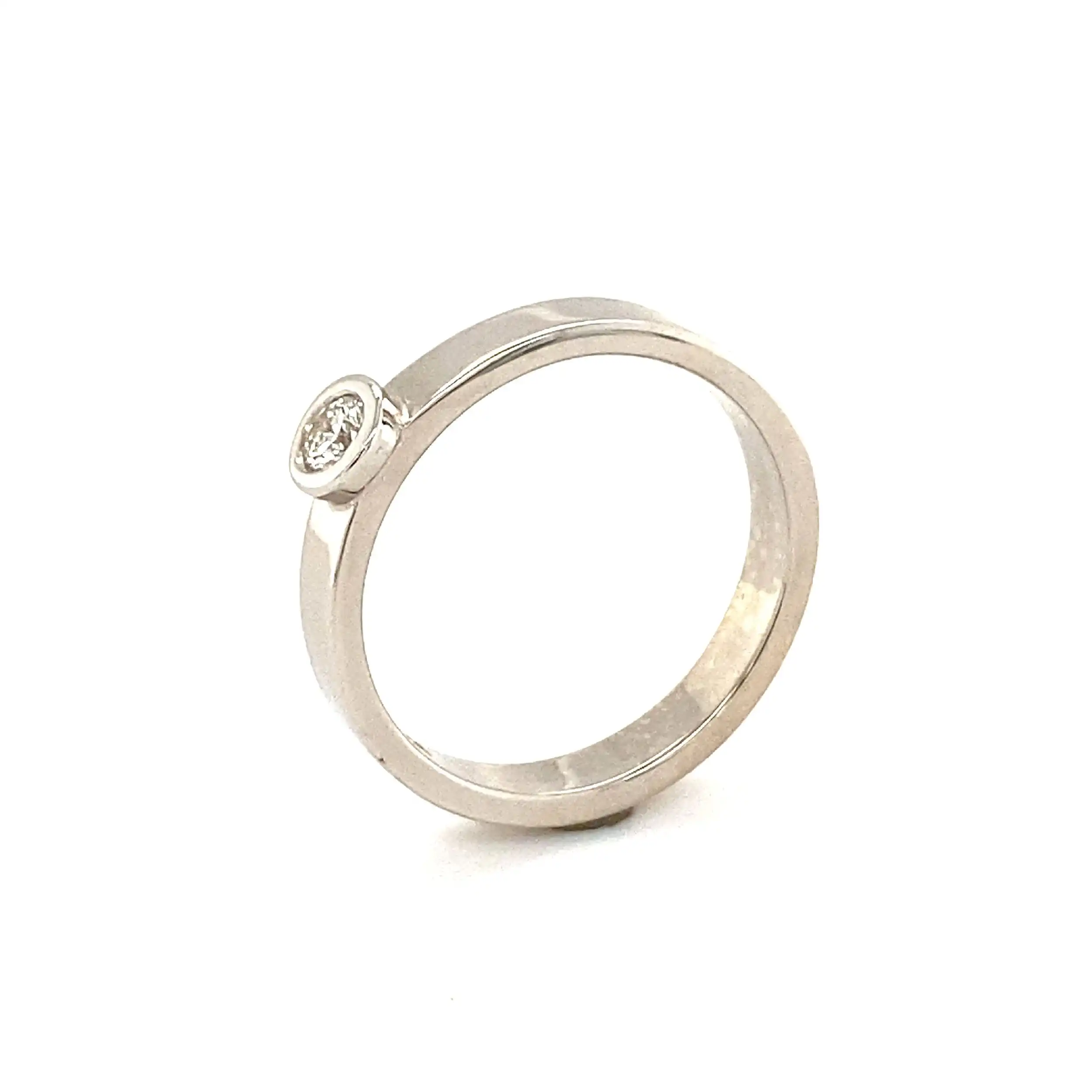 Ring Weißgold mit Brillant Ring Weißgold mit Brillant