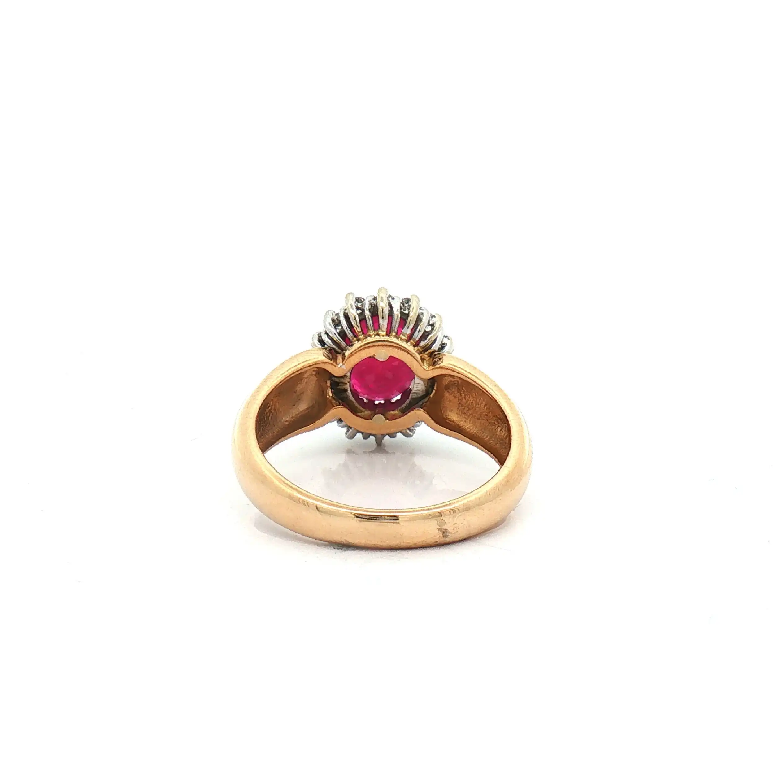 Ring Bicolor mit Rubin und Brillanten Ring Bicolor mit Rubin und Brillanten