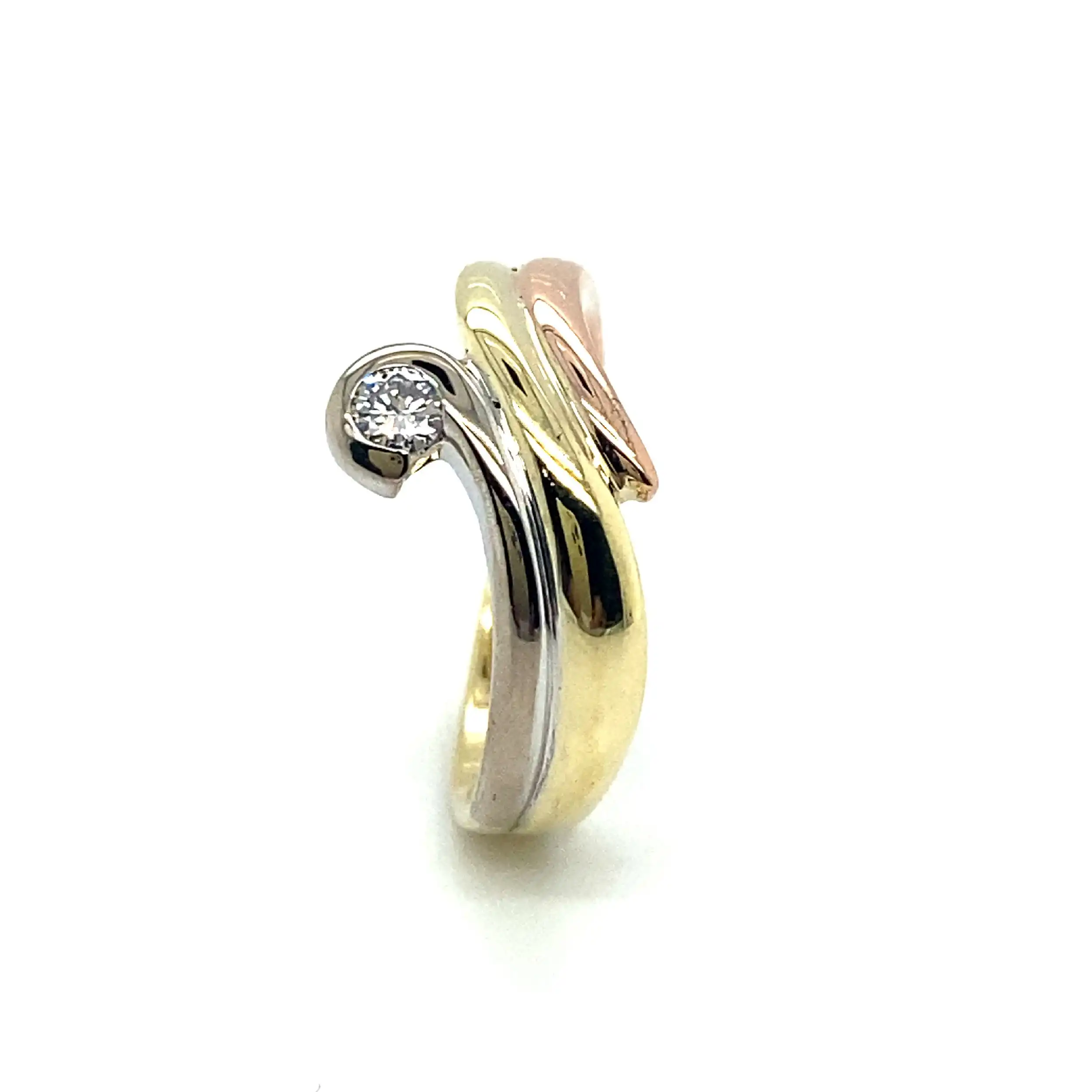 Ring Tricolor mit Brillant, graviert mit 0,12ct Ring Tricolor mit Brillant, graviert mit 0,12ct
