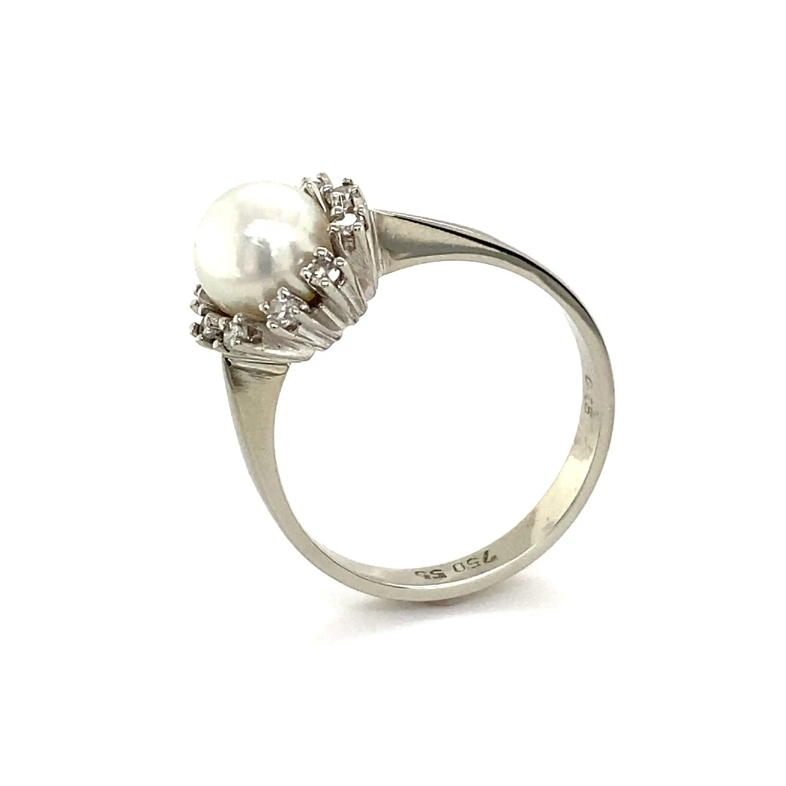 Ring Weißgold mit Perle & Diamanten