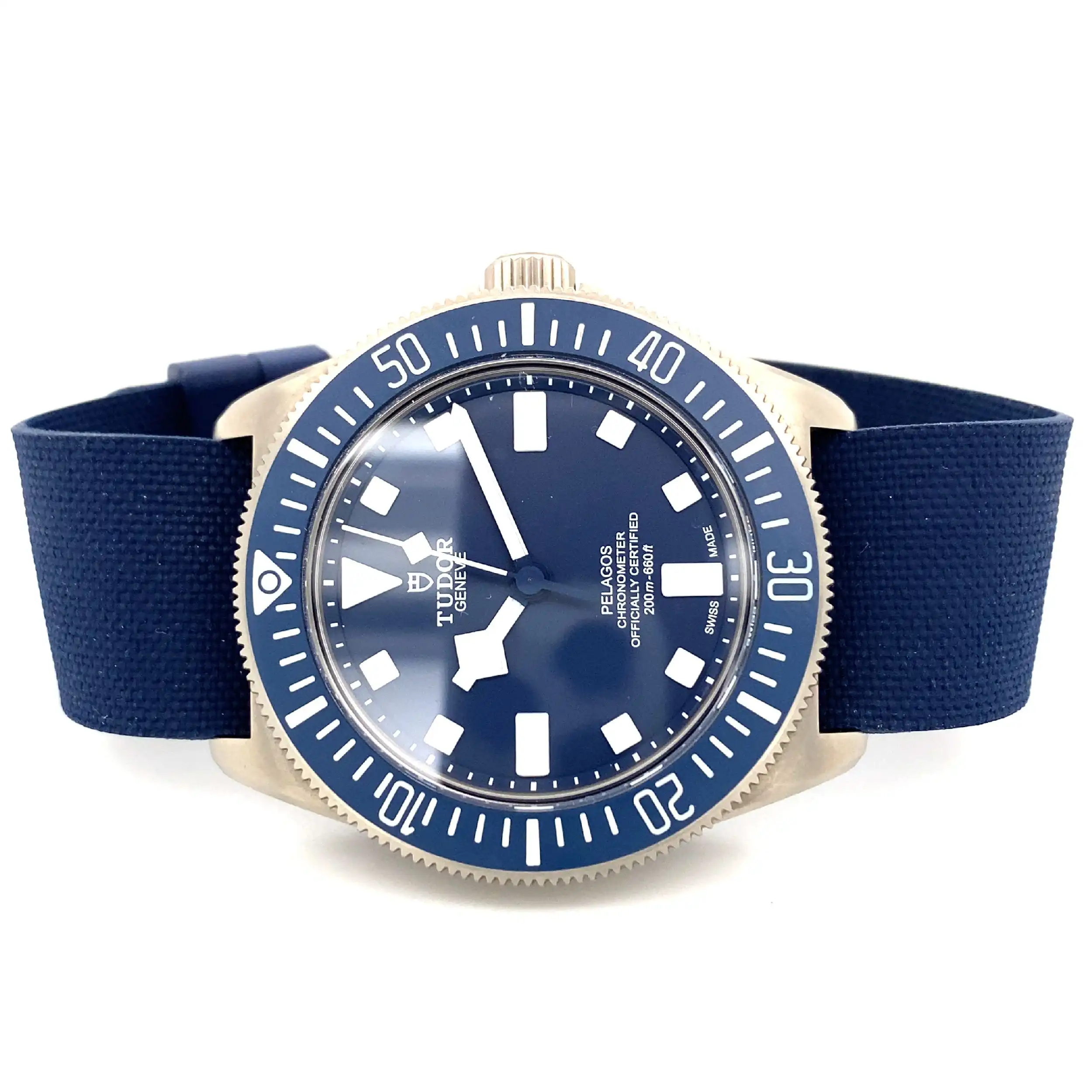 Herrenuhr Tudor Pelagos X Marine Nationale M.N.21 mit 2 Nato Bändern Herrenuhr Tudor Pelagos X Marine Nationale M.N.21 mit 2 Nato Bändern