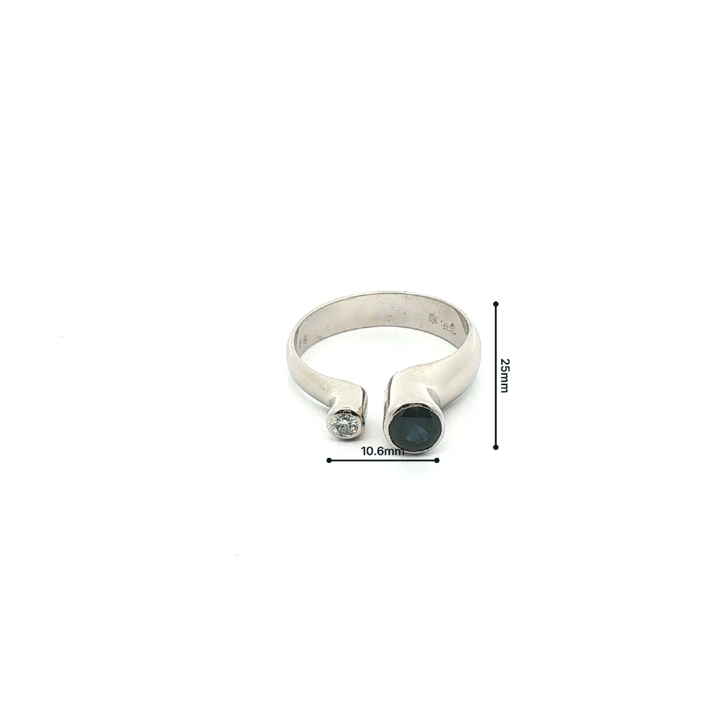 Ring Weißgold mit Saphir und Brillant Ring Weißgold mit Saphir und Brillant