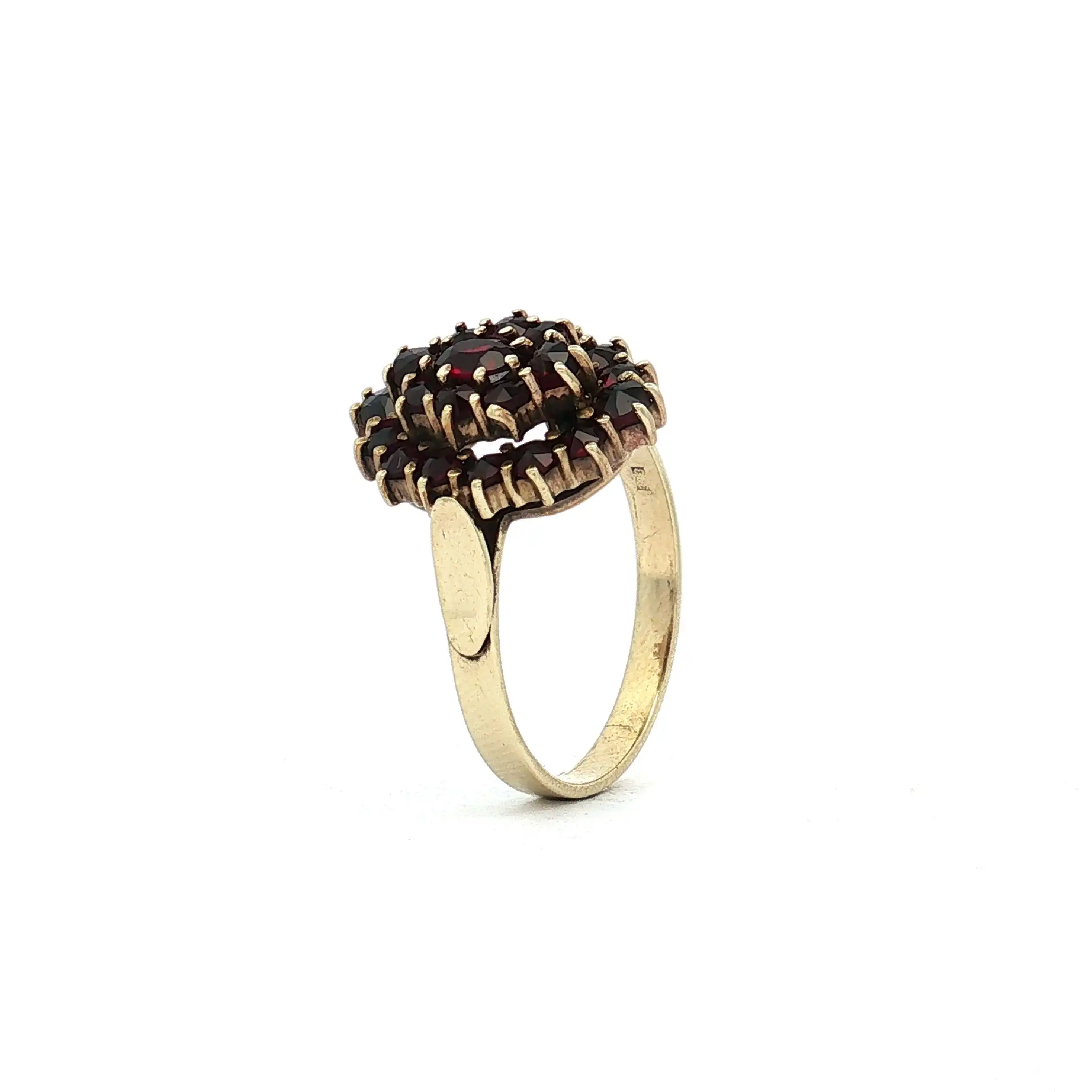 Ring Gelbgold mit Granat