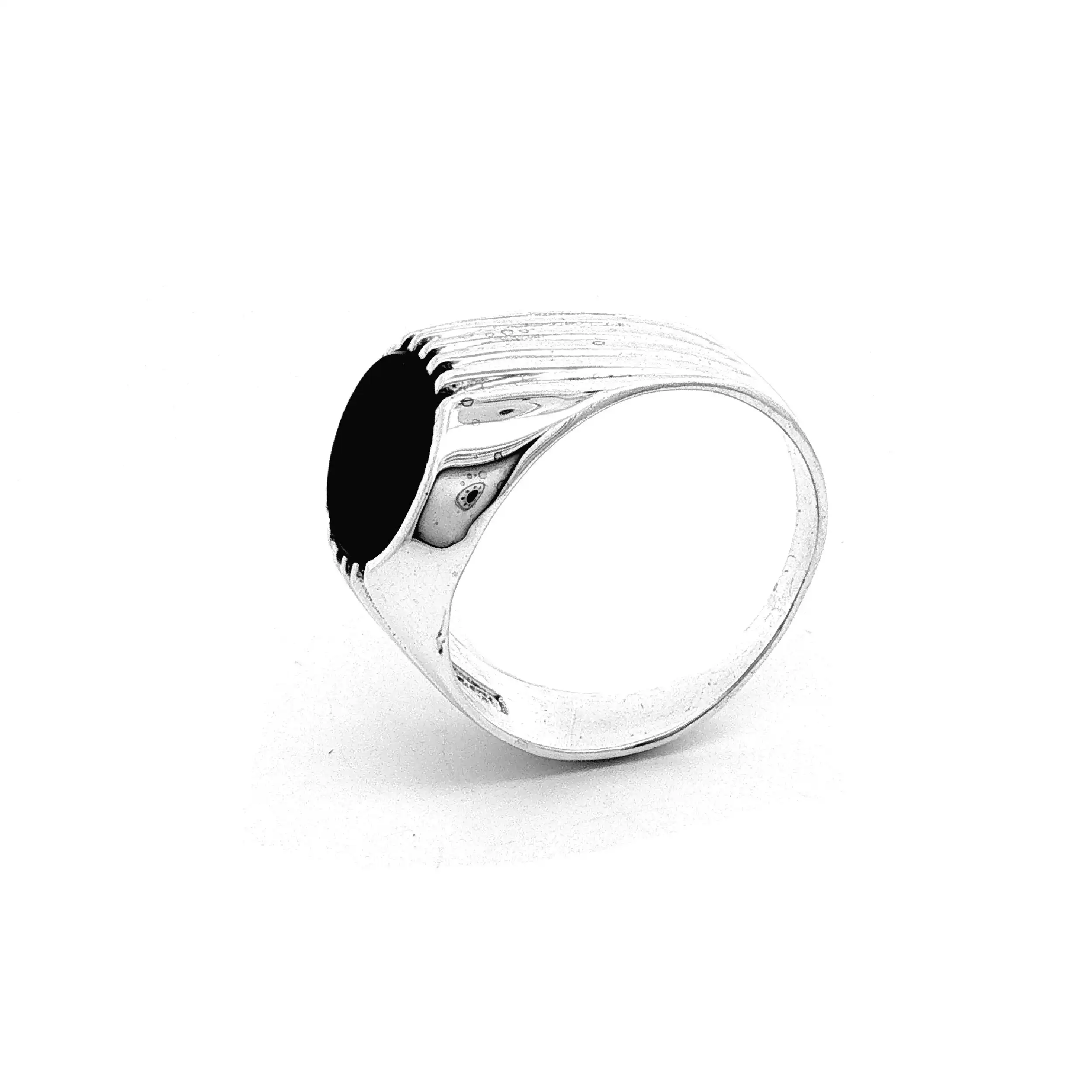 Ring Silber mit schwarzem Farbstein Ring Silber mit schwarzem Farbstein