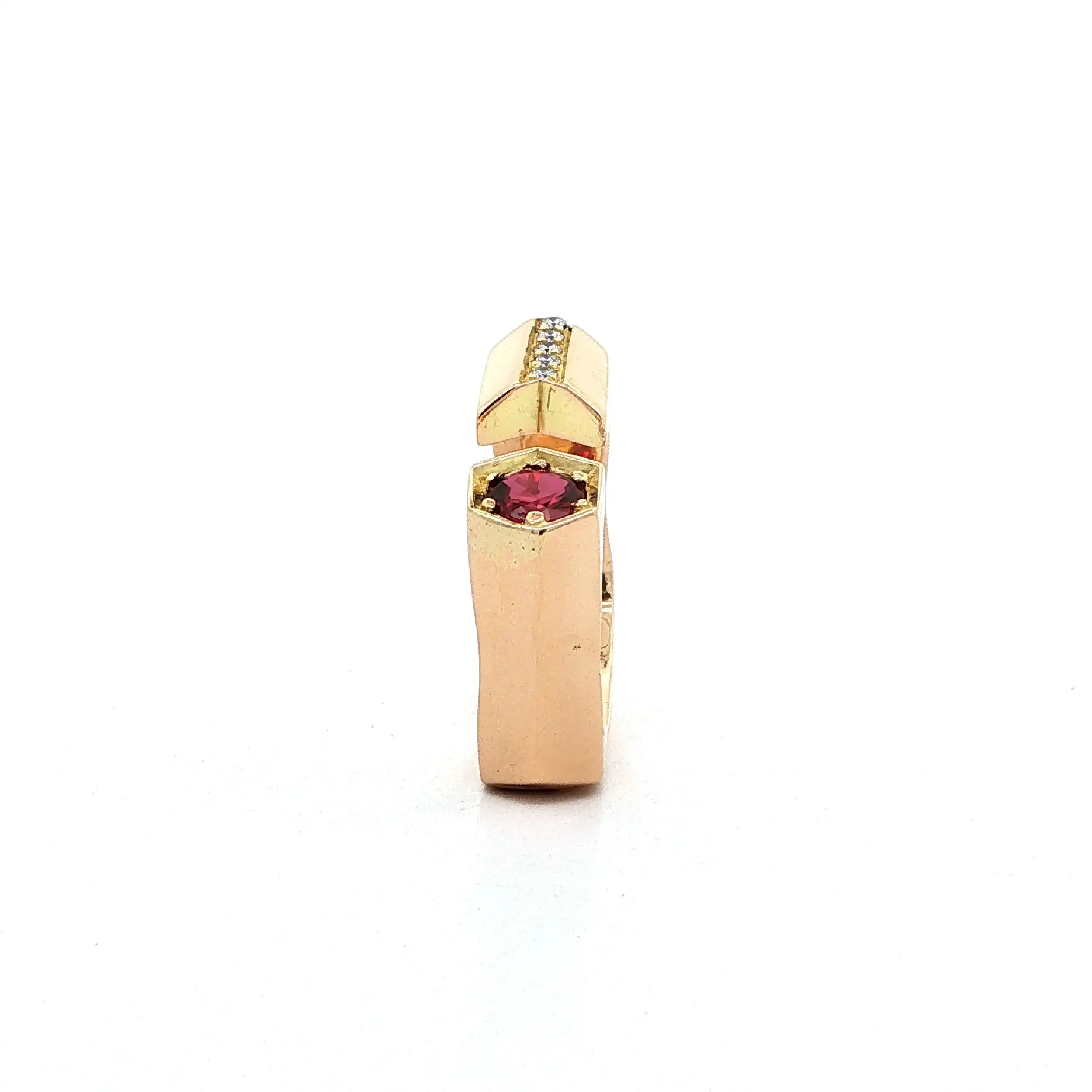 Ring Roségold mit rotem Farbstein & Brillanten, Handarbeit Ring Roségold mit rotem Farbstein & Brillanten, Handarbeit