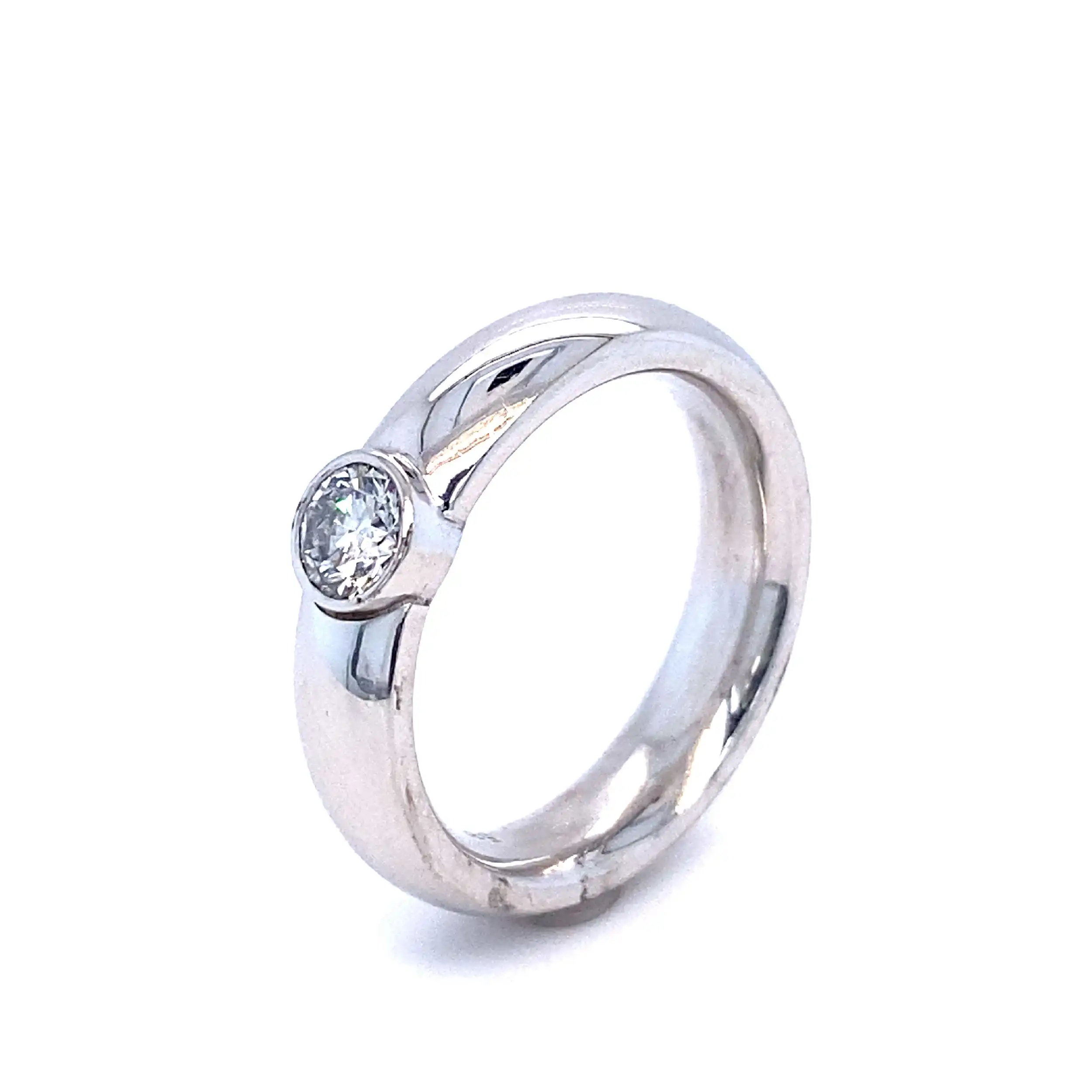 Ring Weißgold mit solitär Brillant Ring Weißgold mit solitär Brillant