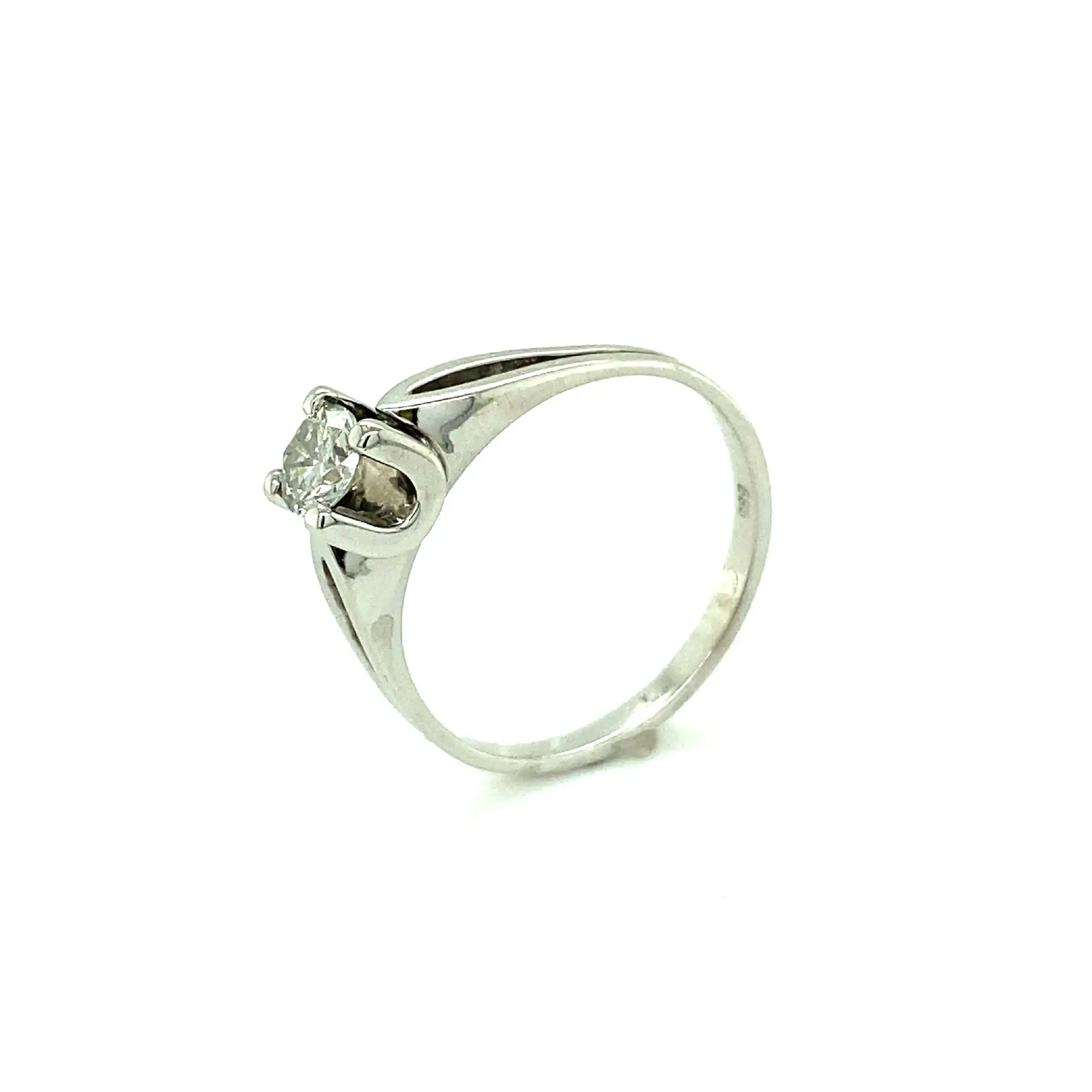 Ring Weißgold mit Brillant Solitär Ring Weißgold mit Brillant Solitär