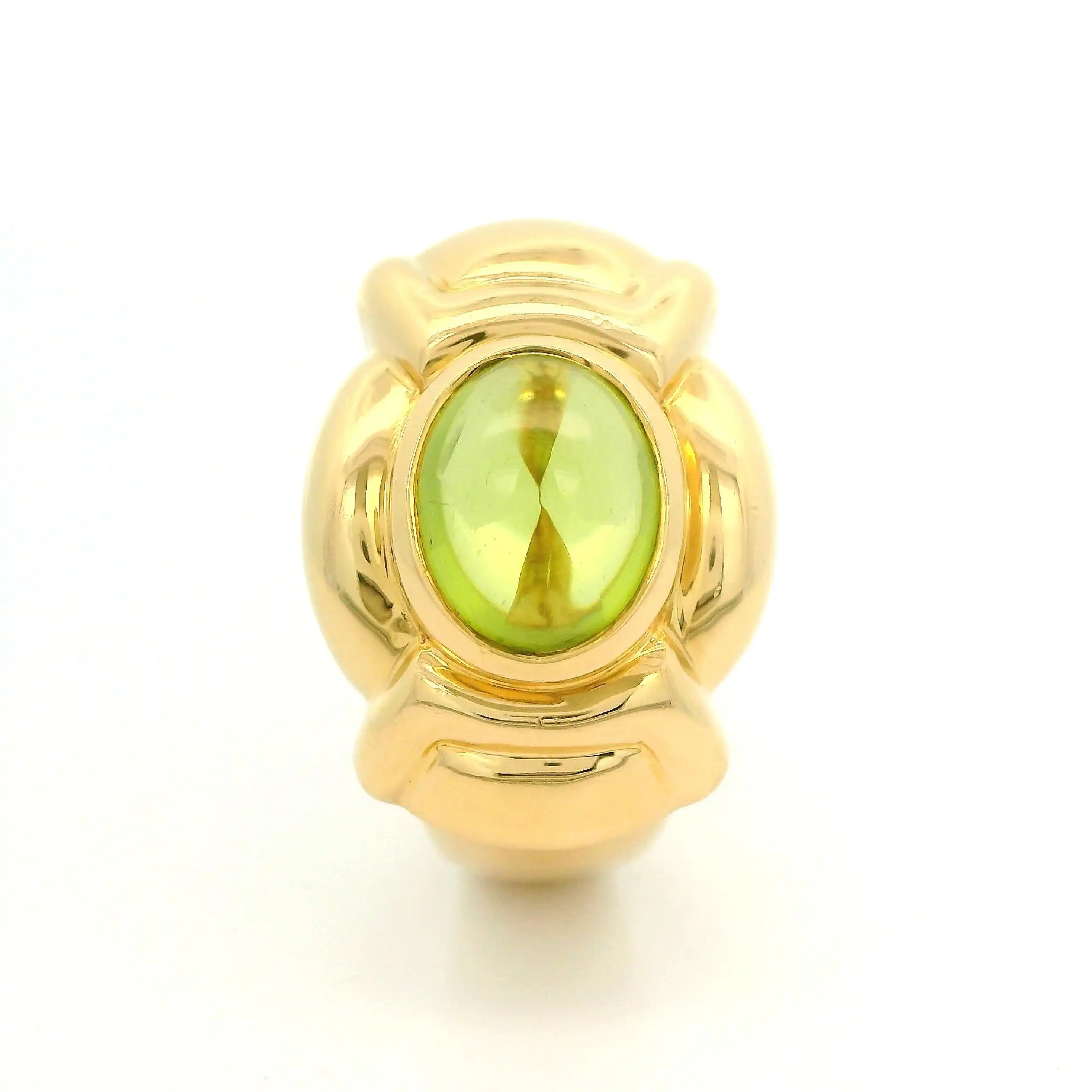 Ring Gelbgold mit grünem Cabochon