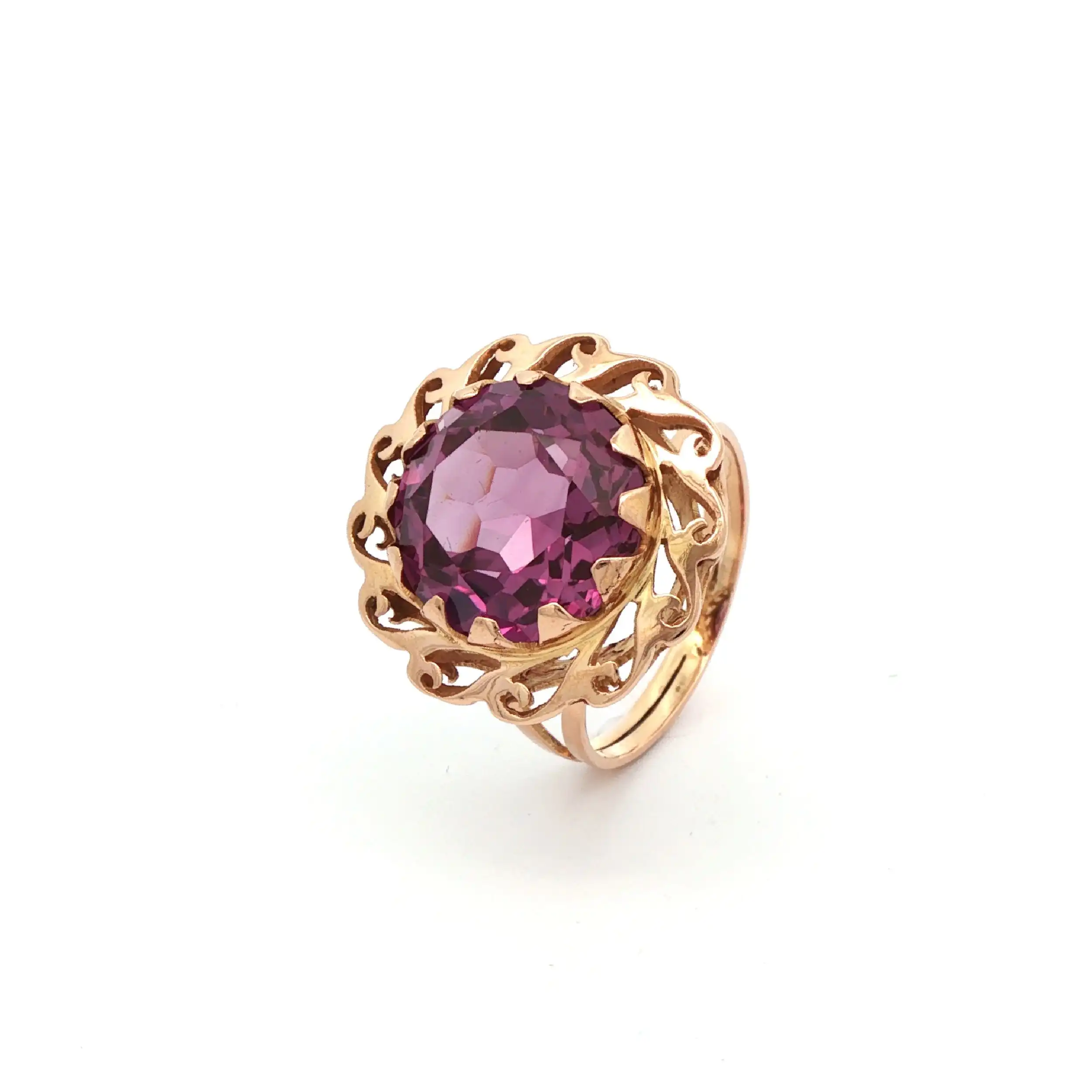 Ring Gelbgold mit lila Farbstein Ring Gelbgold mit lila Farbstein