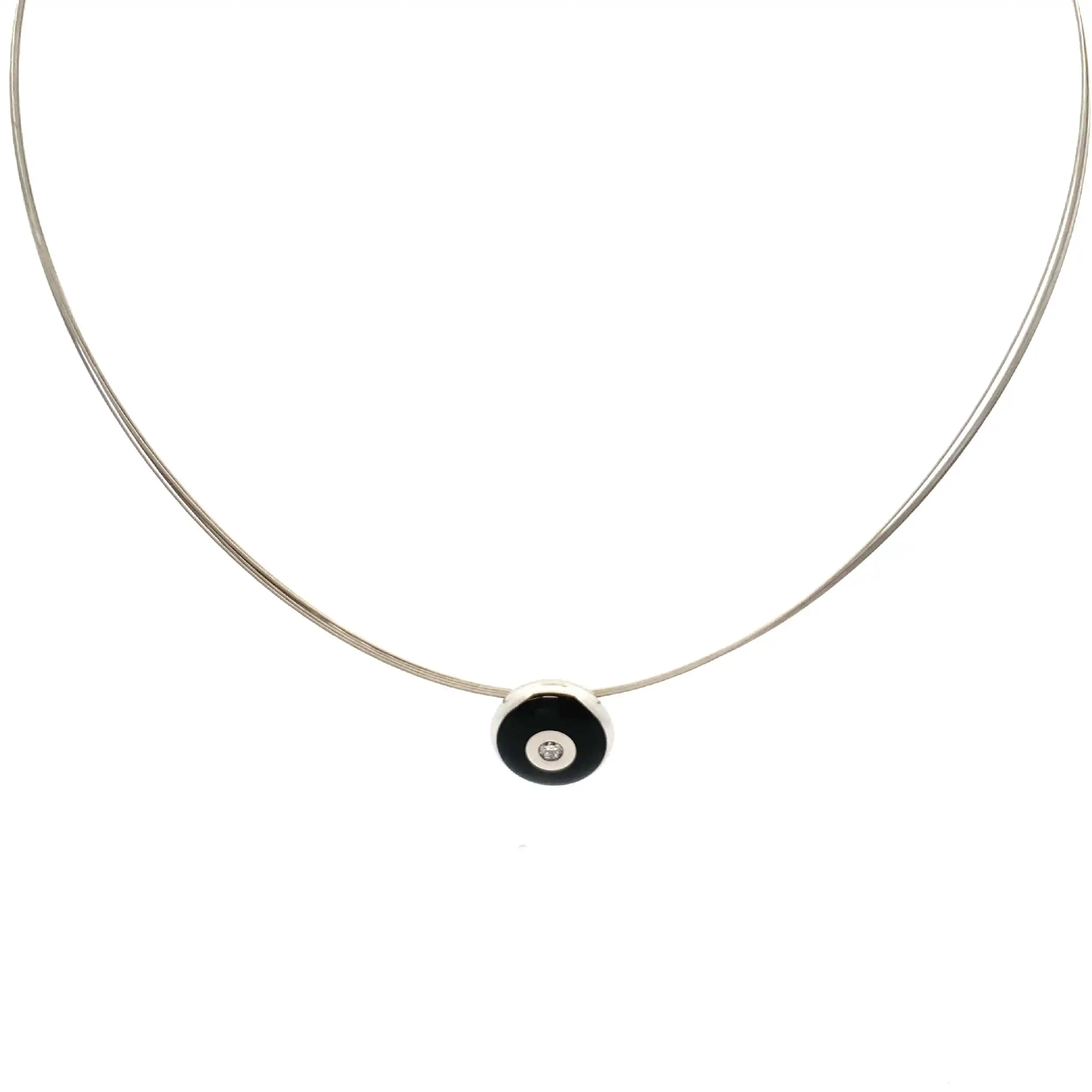 Anhänger XEN mit Schnur Stahl mit Solitär Brillant Anhänger XEN mit Schnur Stahl mit Solitär Brillant