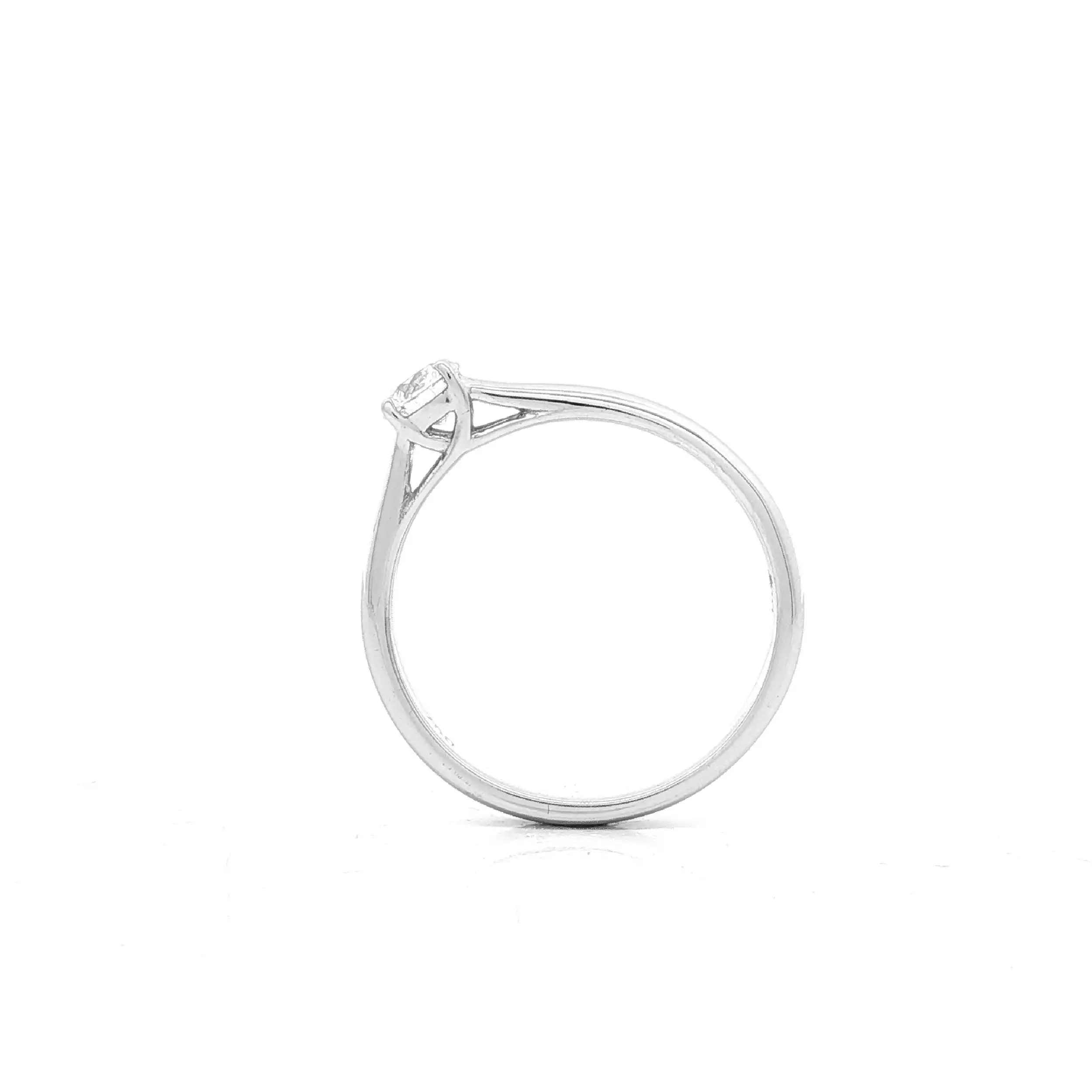 Solitärring Weißgold mit Brillant Solitärring Weißgold mit Brillant