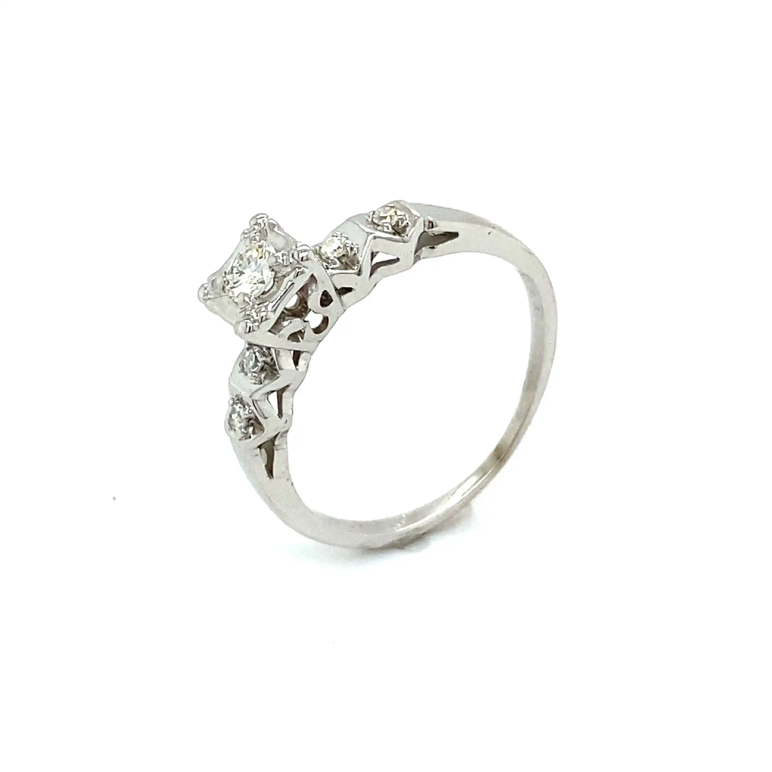 Ring Weißgold mit Brillant und Diamanten