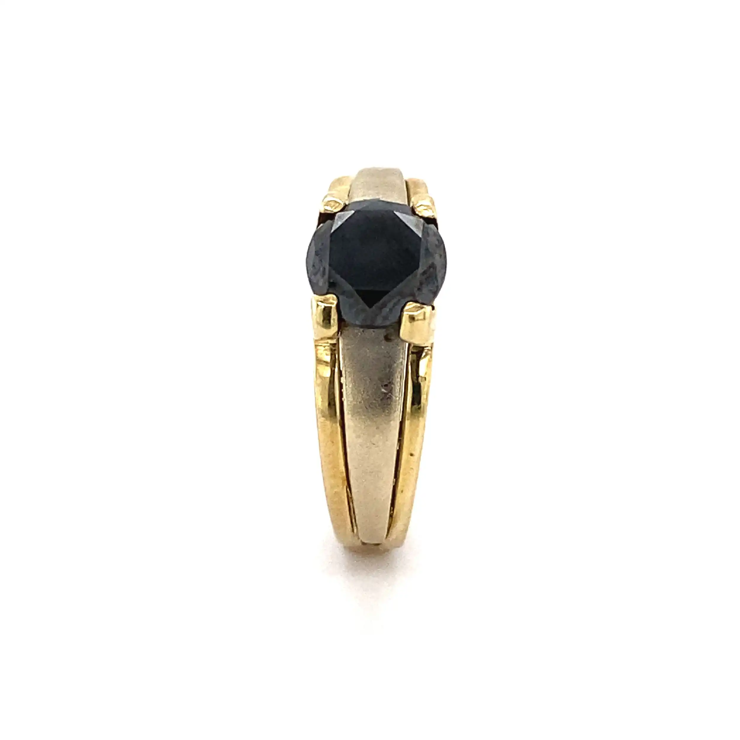 Ring Bicolor mit schwarzem Farbstein Ring Bicolor mit schwarzem Farbstein