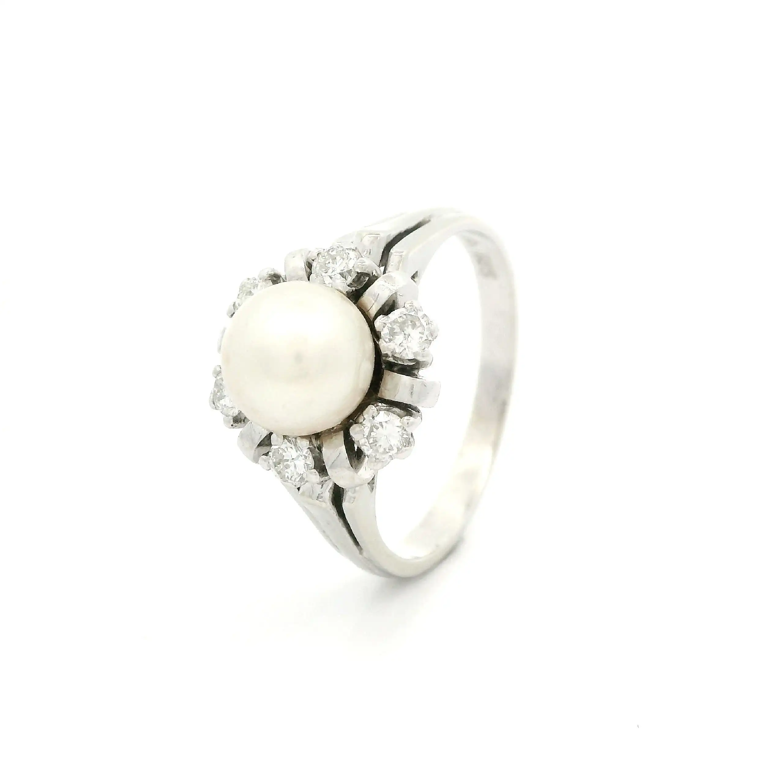 Ring Weißgold mit Brillanten und Perle Ring Weißgold mit Brillanten und Perle