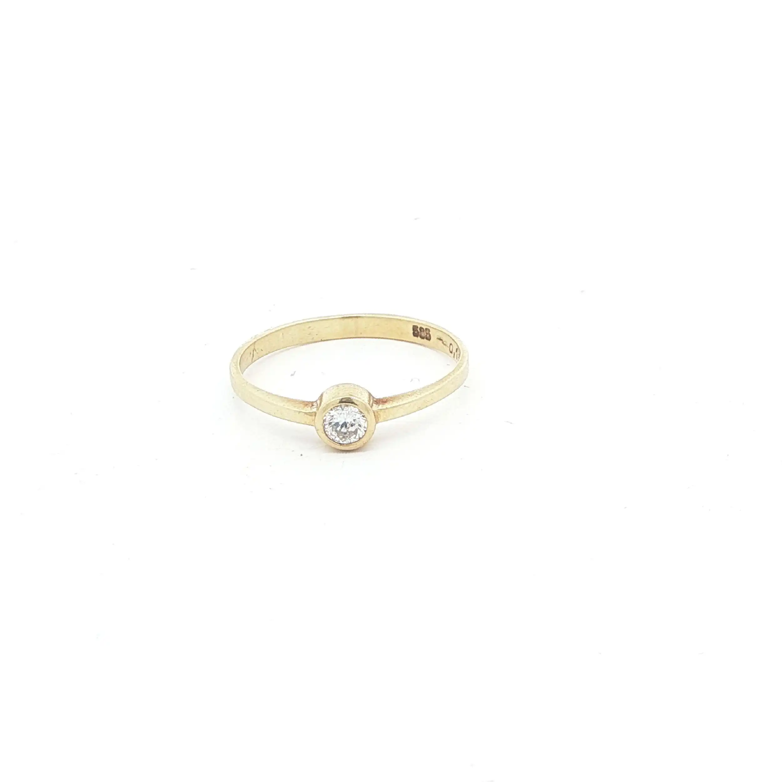 Ring Gelbgold mit Brillant graviert mit 0,15ct