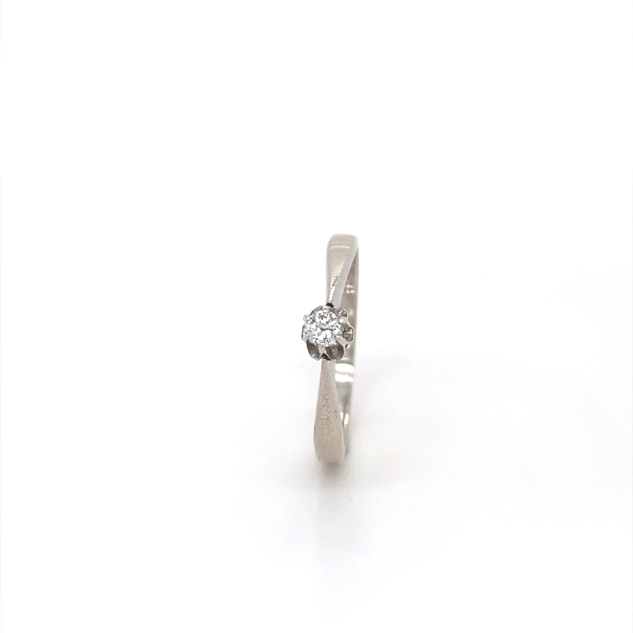 Ring Weißgold mit Brillant, graviert mit 0,13ct Ring Weißgold mit Brillant, graviert mit 0,13ct