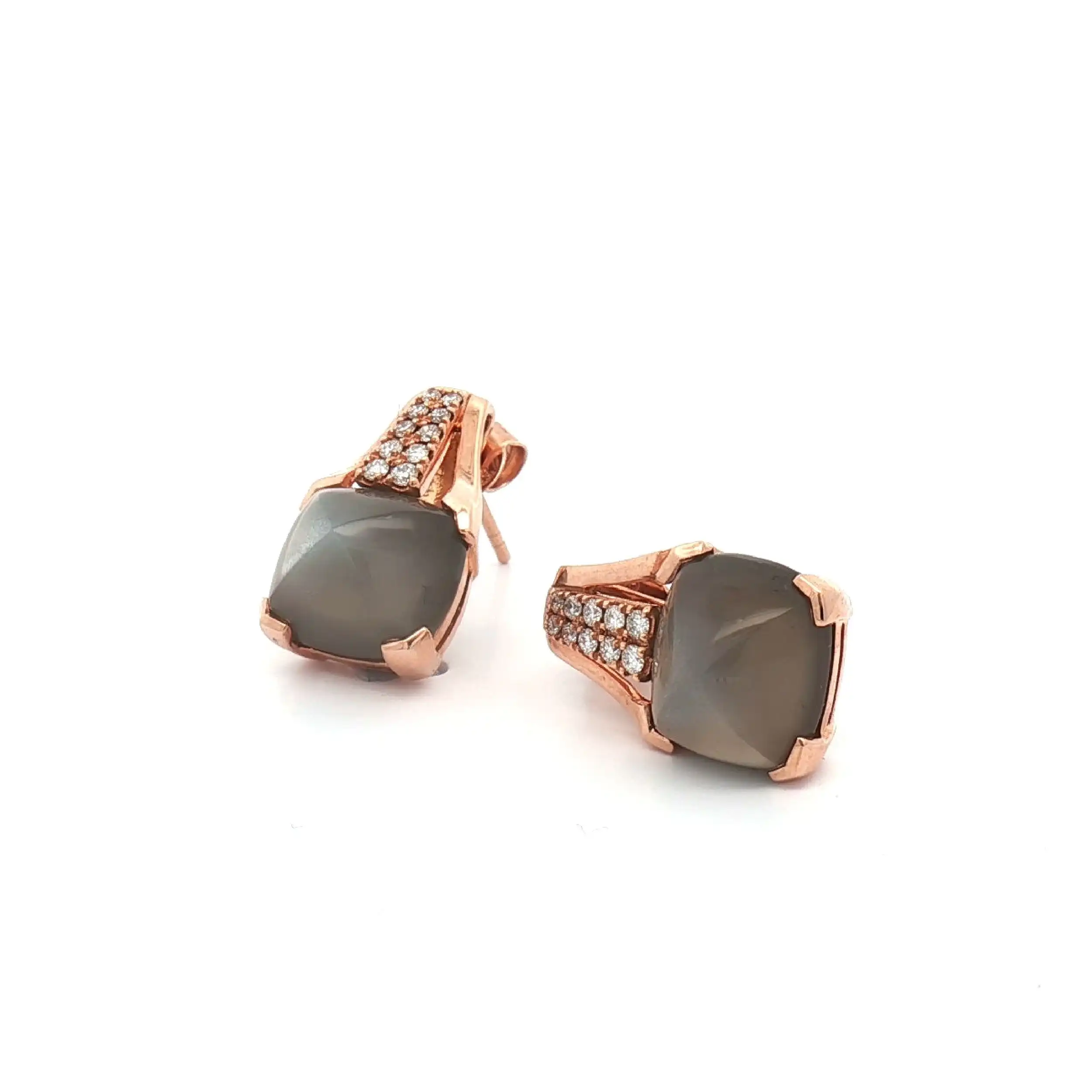 Ohrstecker Roségold mit 20 Brillanten und Mondstein Cabochon Ohrstecker Roségold mit 20 Brillanten und Mondstein Cabochon