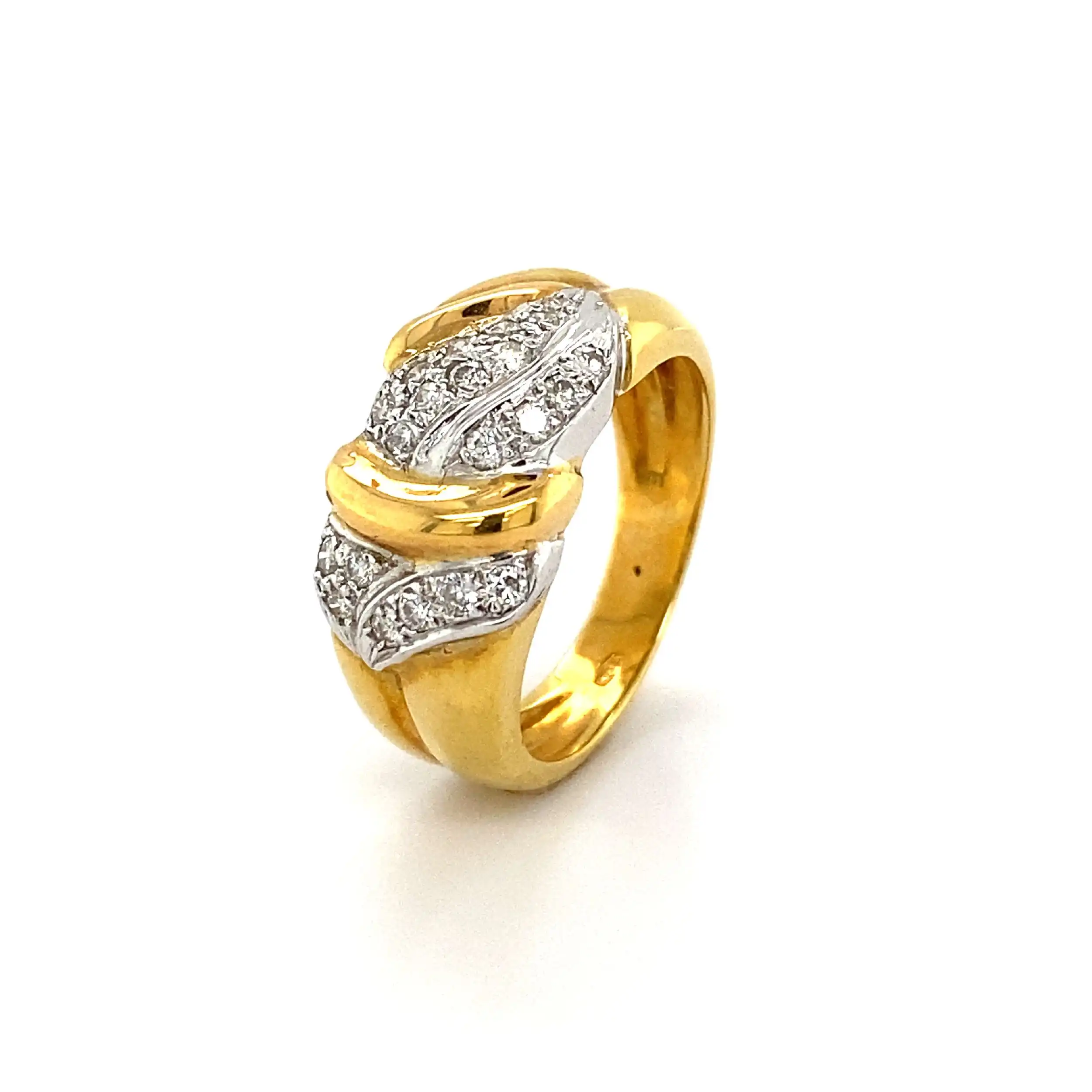 Ring Bicolor mit Brillanten Ring Bicolor mit Brillanten