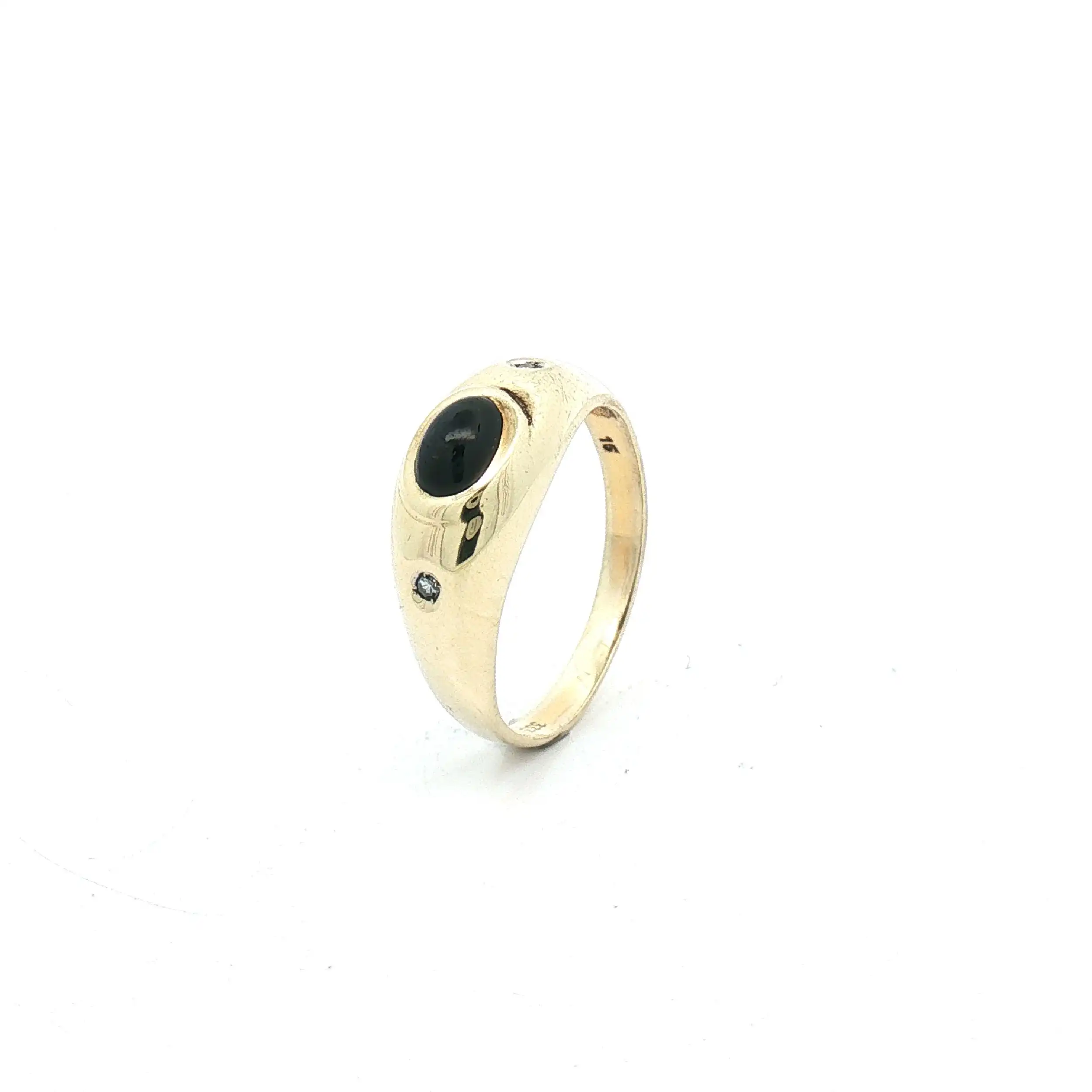 Bandring Gelbgold mit Saphir Cabochon und Diamanten Bandring Gelbgold mit Saphir Cabochon und Diamanten