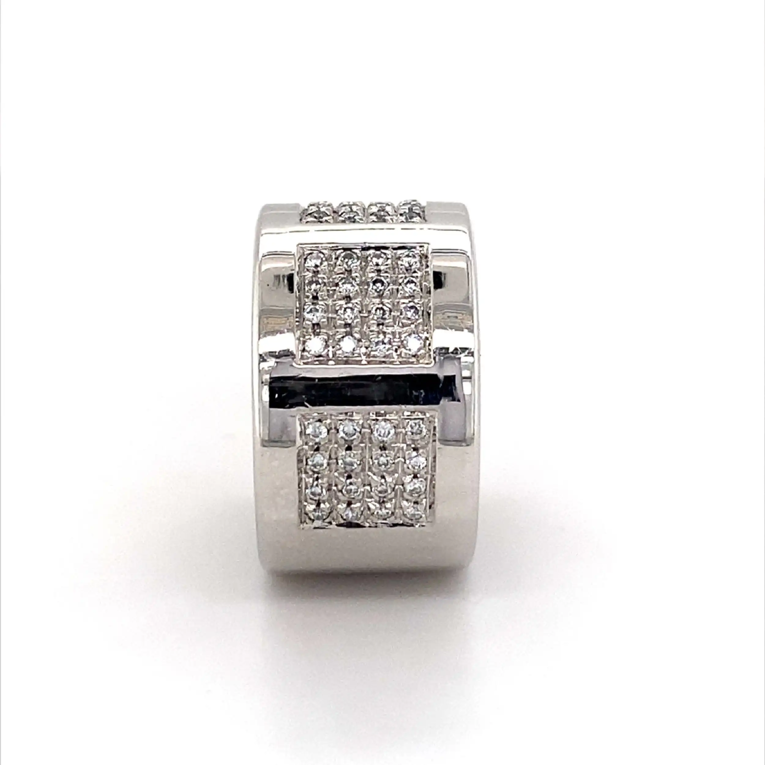 Ring Weißgold mit Brillanten Ring Weißgold mit Brillanten